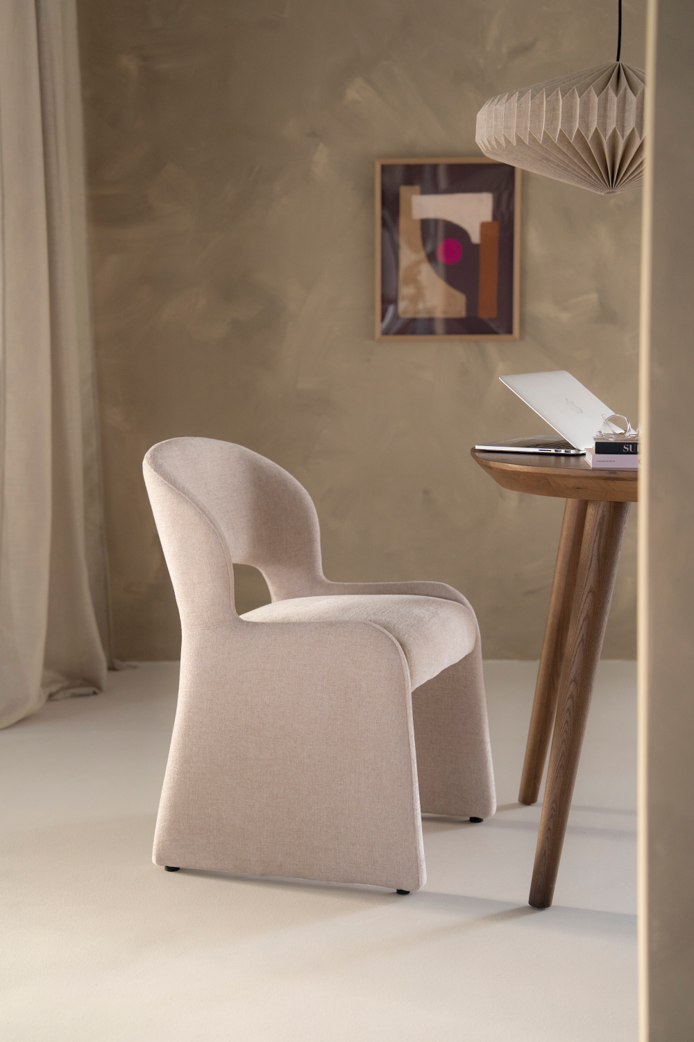 Open-Back Modern Dining Chair | Eleonora Odette | Oroa.com