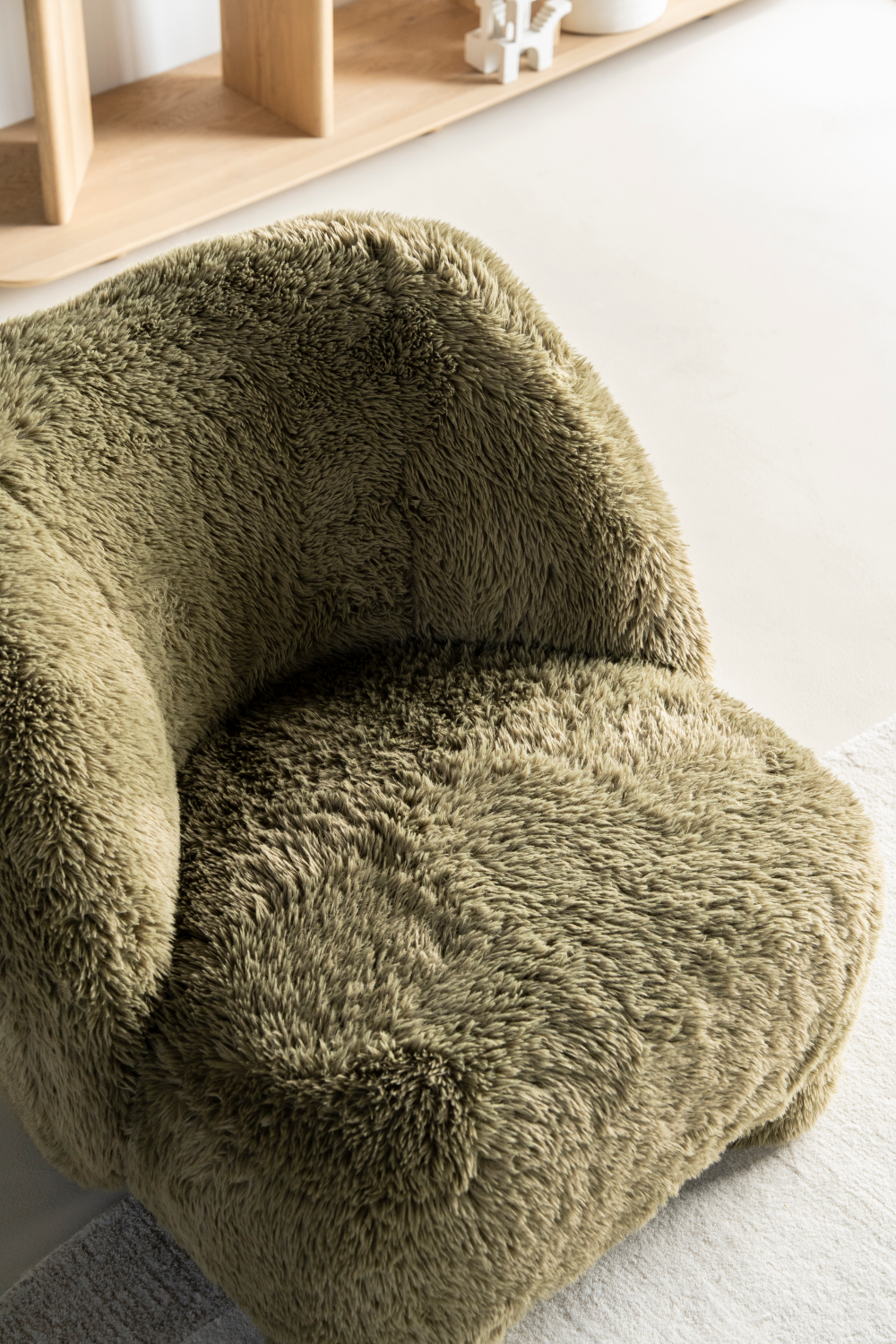 Shaggy Lounge Chair | Oroa.com