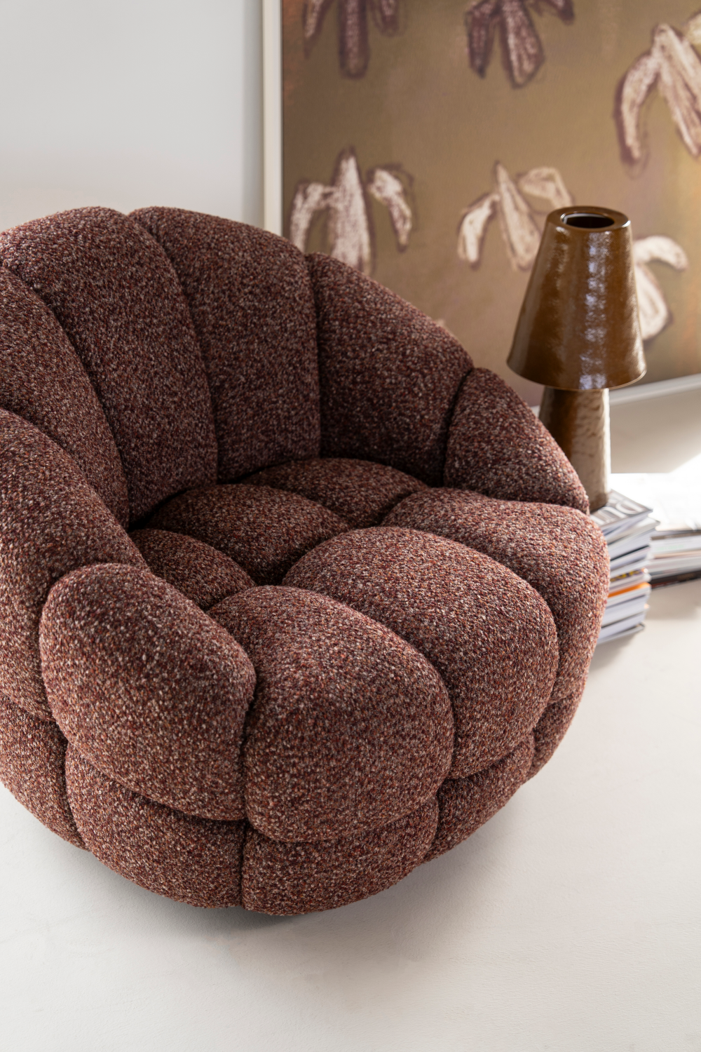 Round Channeled Lounge Chair | Eleonora Tina | Oroa.com