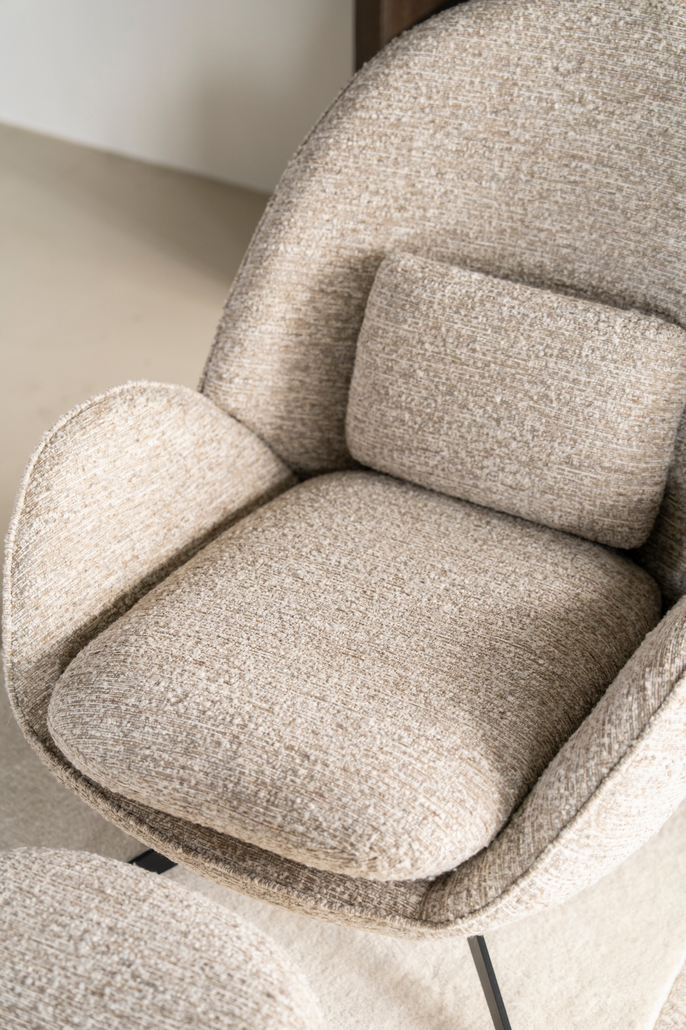 Arched-Back Lounge Chair | Eleonora Ryan | Oroa.com