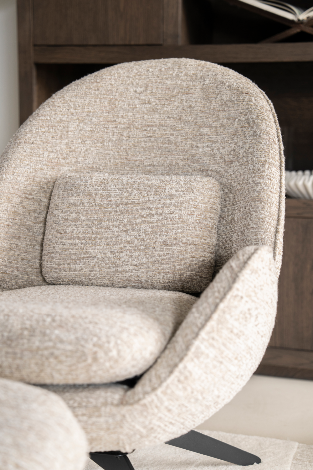 Arched-Back Lounge Chair | Eleonora Ryan | Oroa.com
