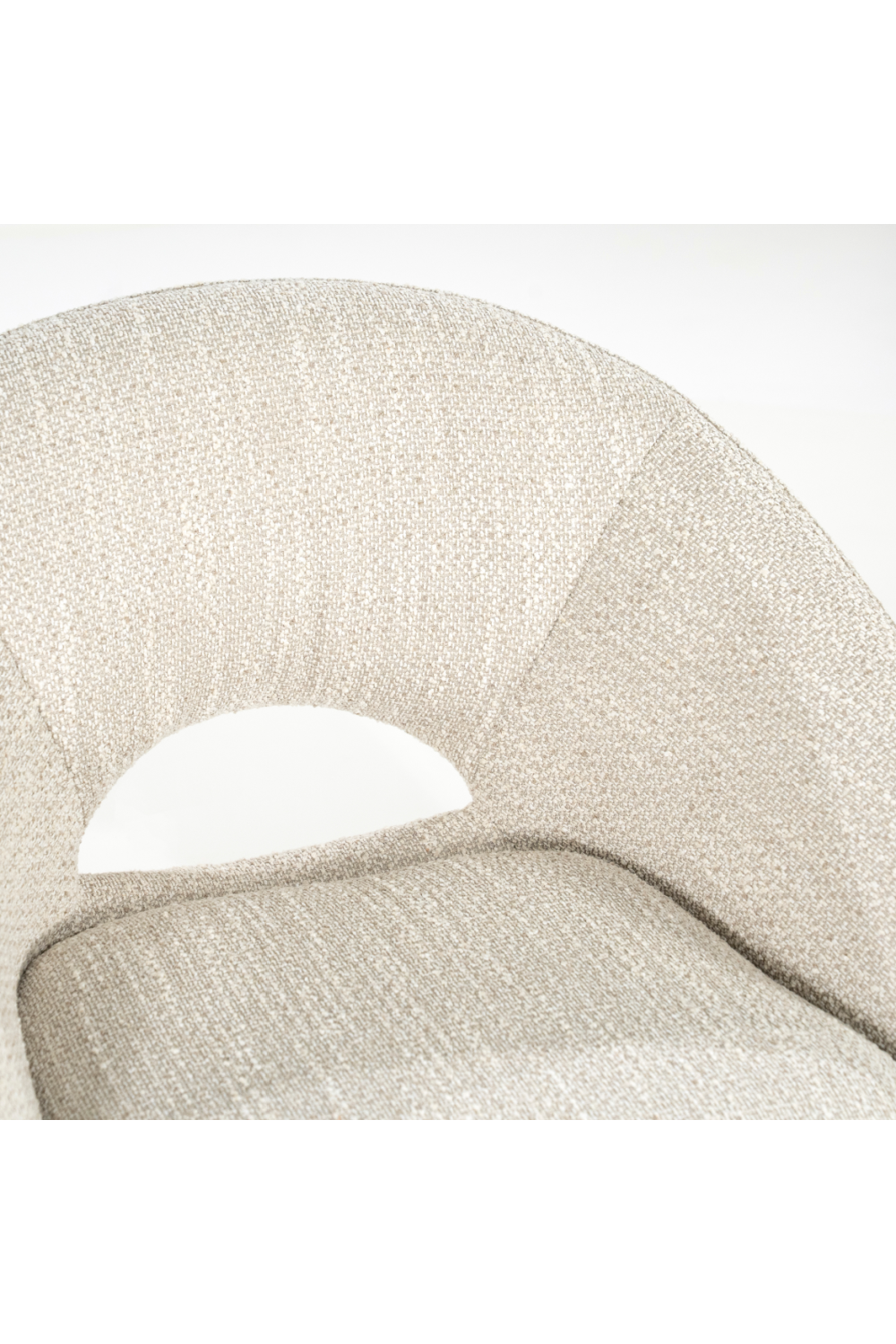 Rounded Open-Back Swivel Chair | Oroa.com