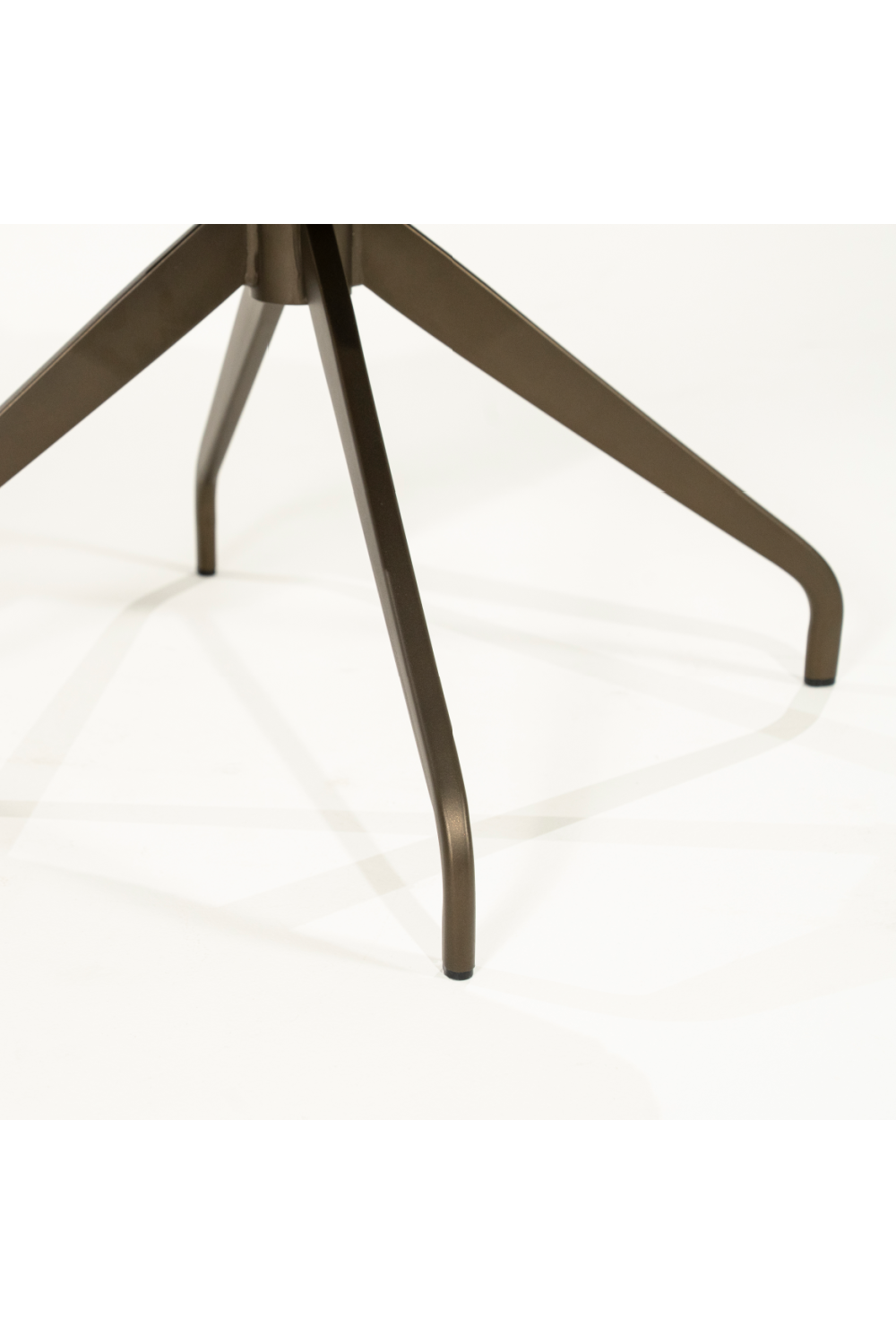 Square Tufted Side Chair | Oroa.com
