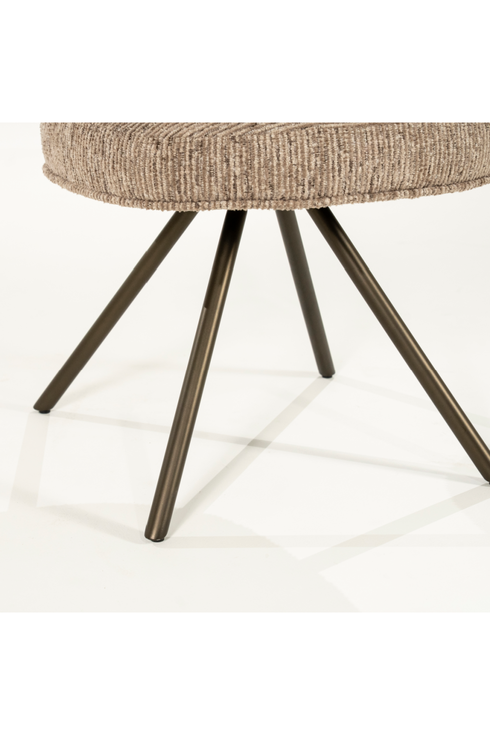 Splayed Leg Dining Chair | Oroa.com