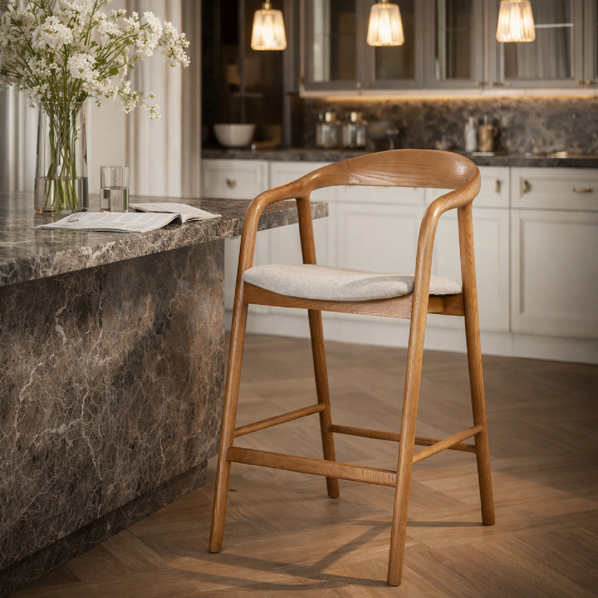 Lacquered Ash Bar Chair | Oroa.com