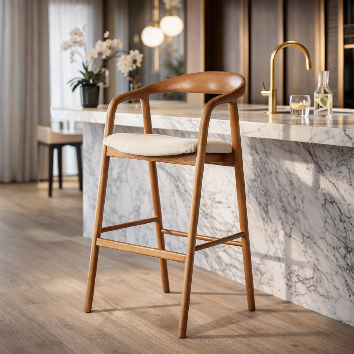 Lacquered Ash Bar Stool | Oroa.com