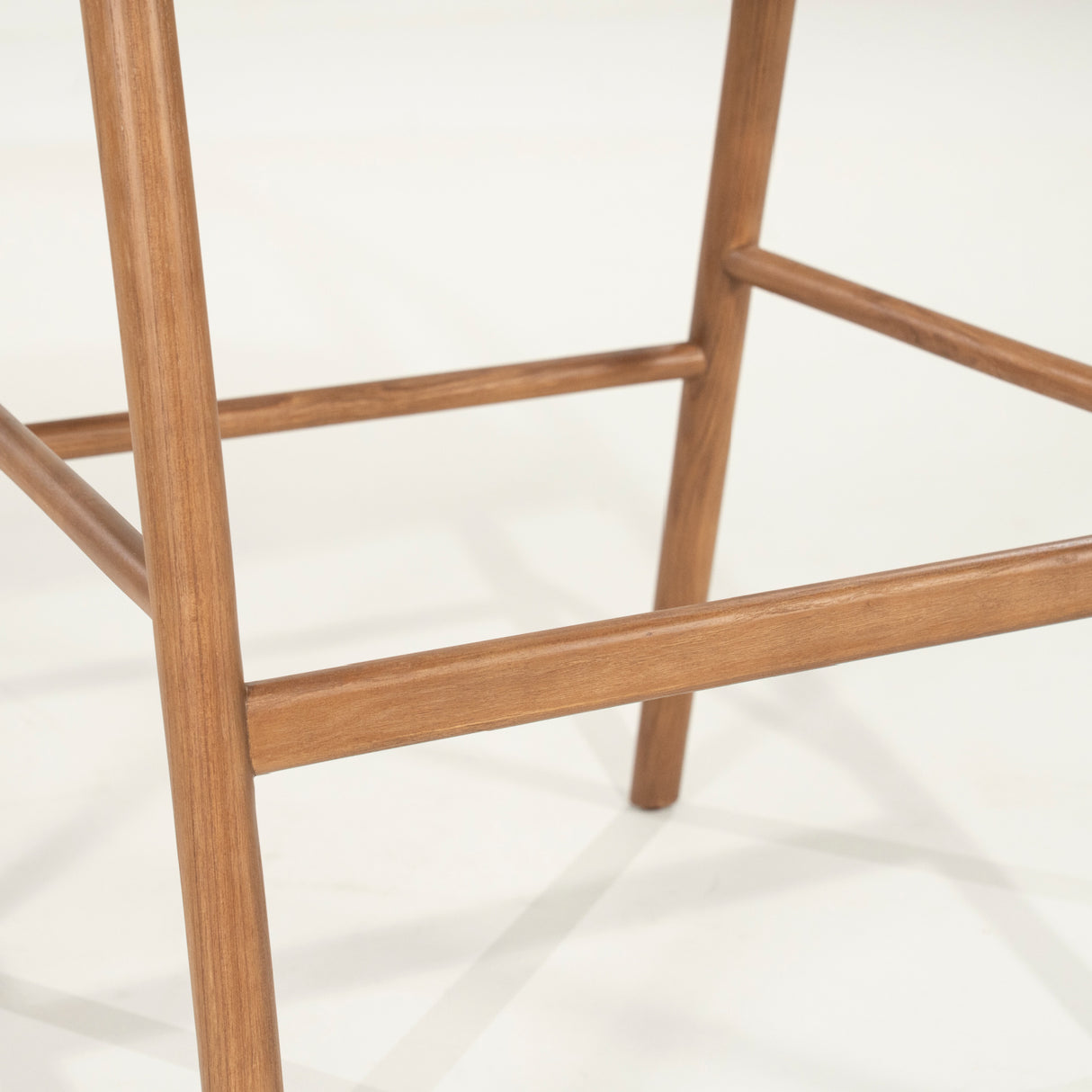 Lacquered Ash Bar Stool | Oroa.com