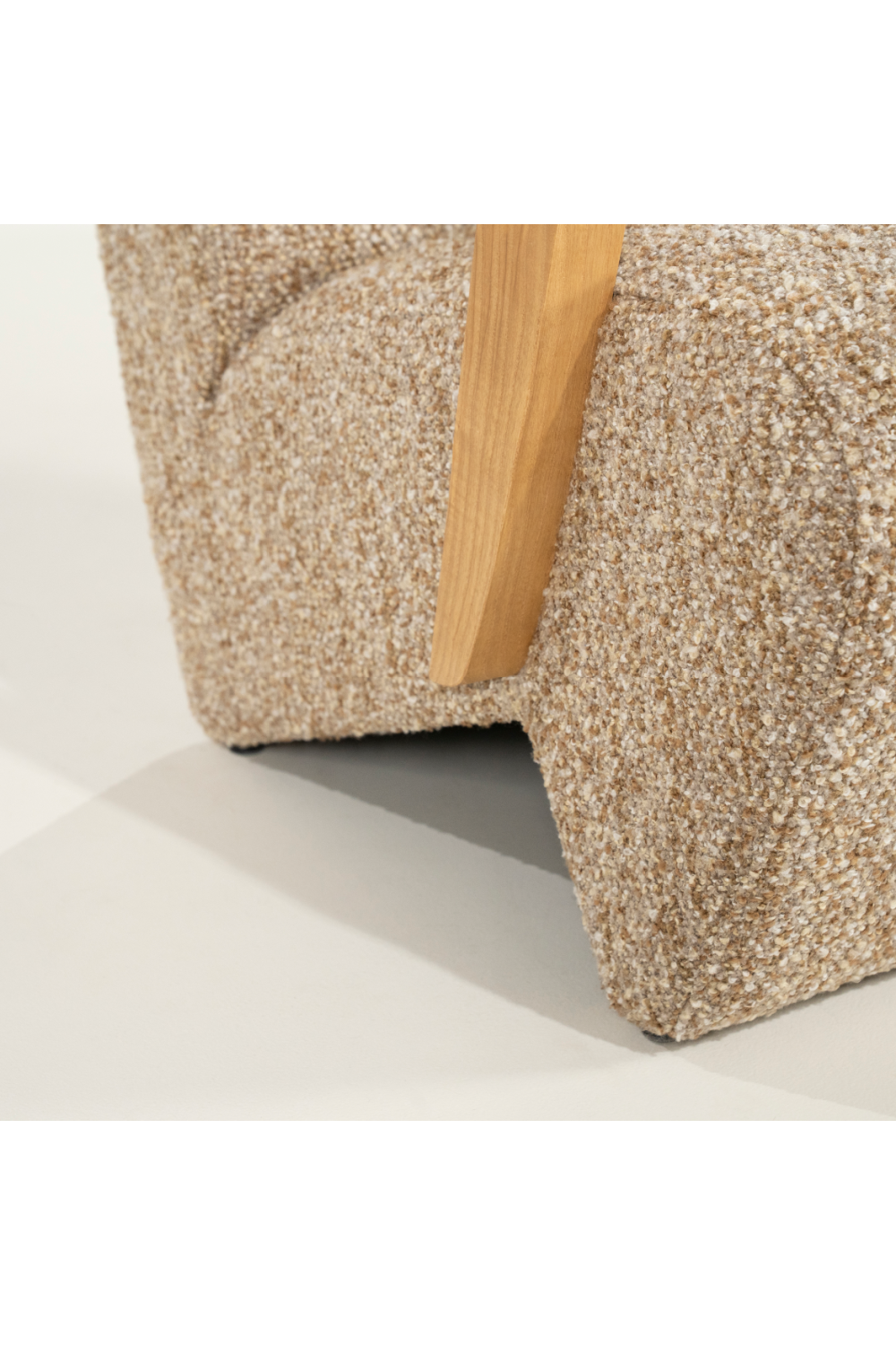 Fabric Upholstered Lounge Armchair | Oroa.com
