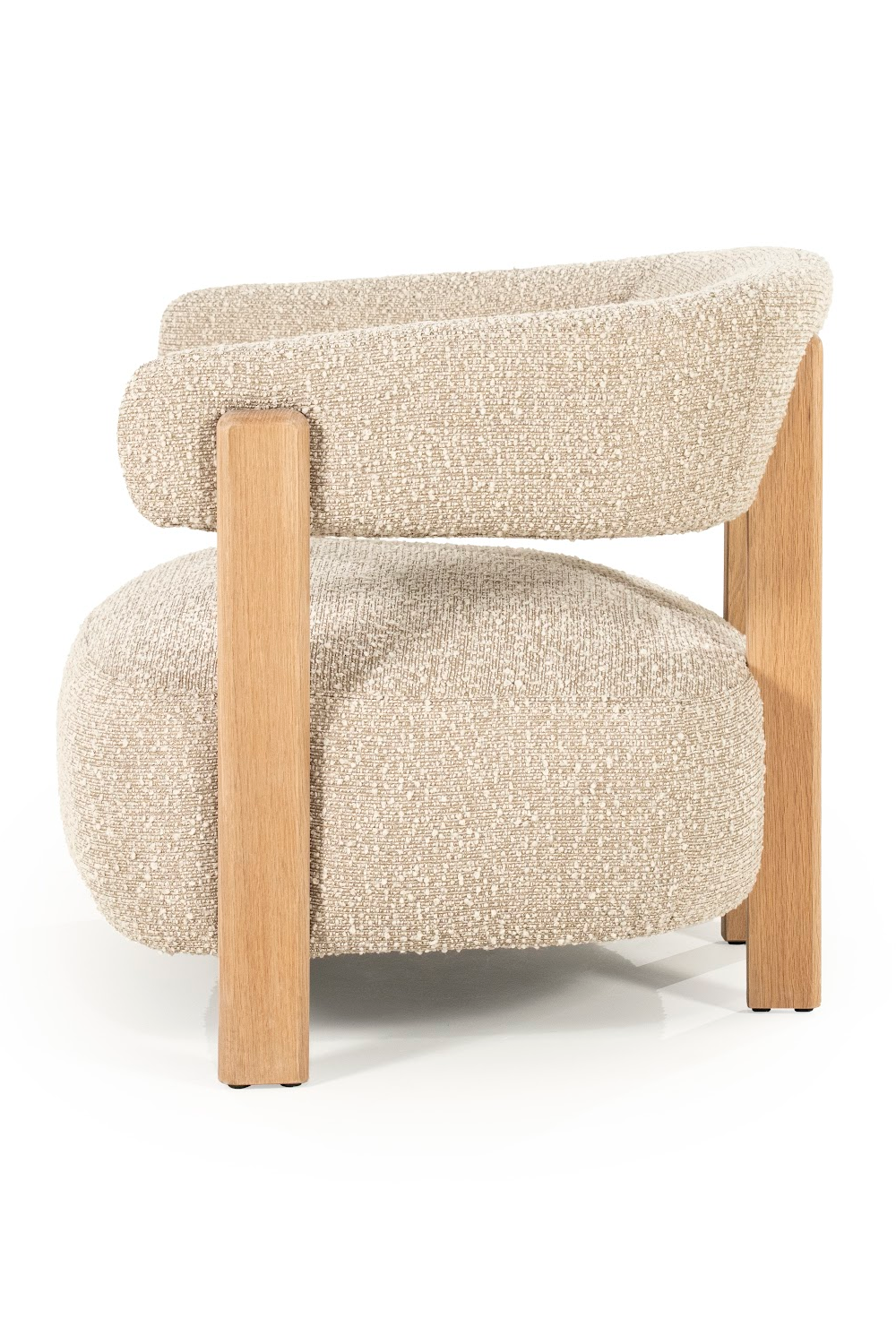 Curved Back Lounge Armchair | Oroa.com