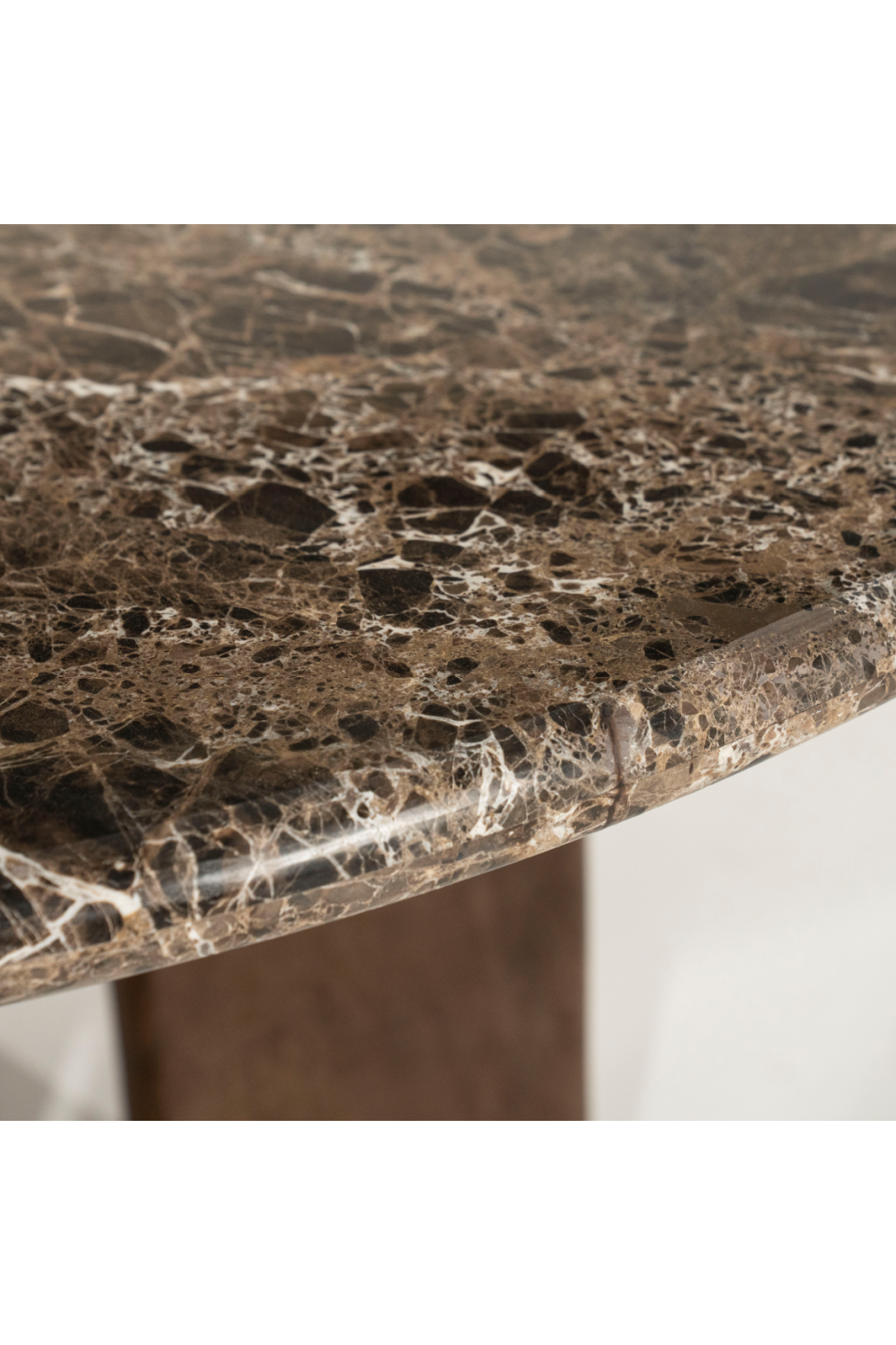 Brown Marble Round Dining Table | Eleonora Lando | Oroa.com