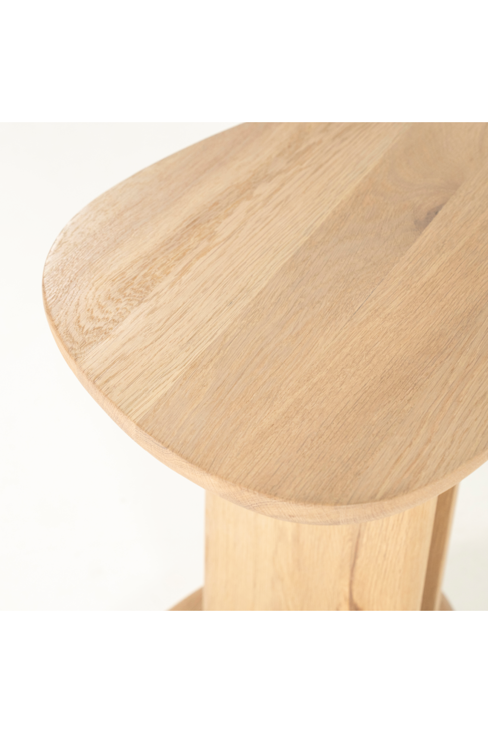 Lacquered Oak Side Table | Oroa.com