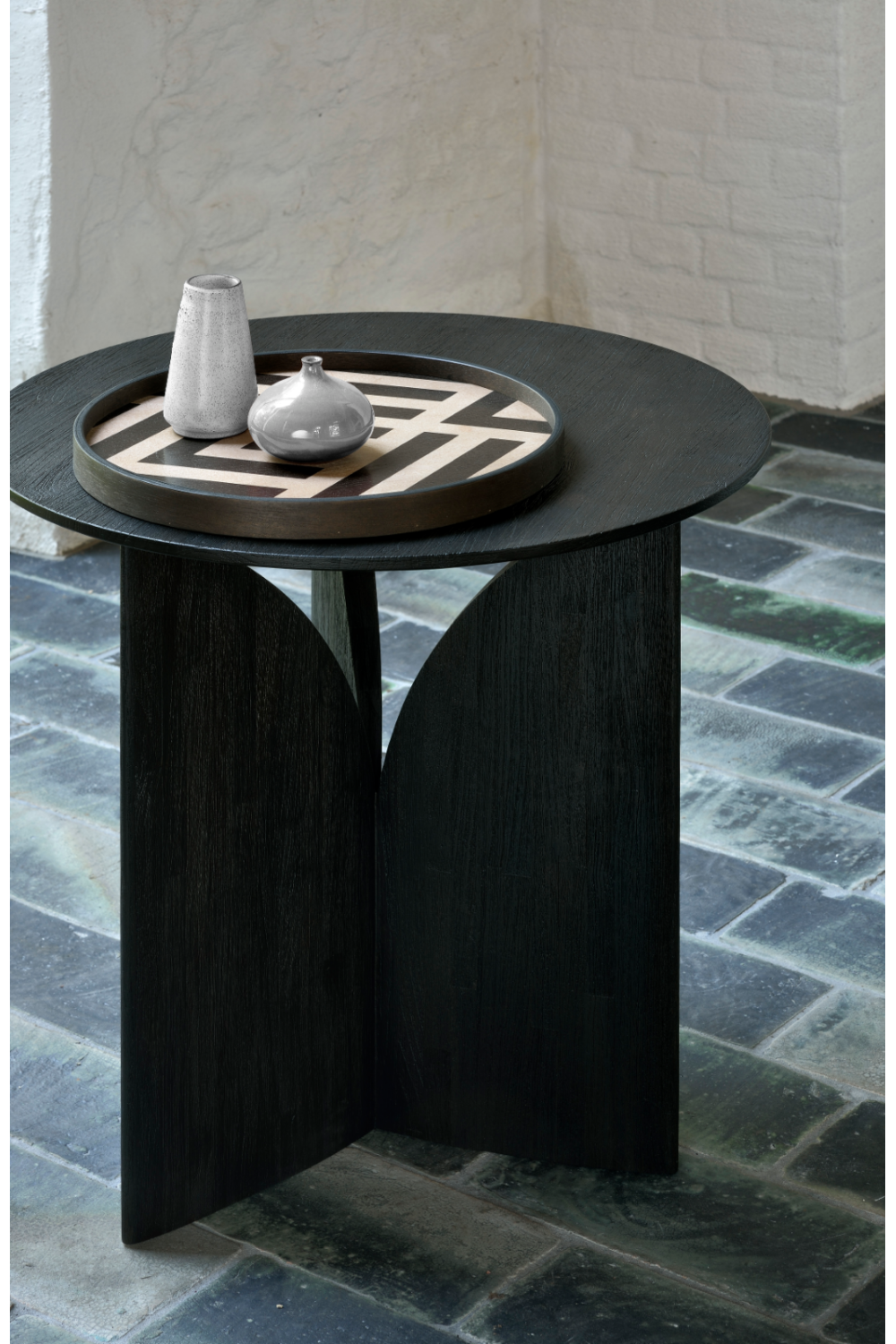 Black Teak Side Table | Ethnicraft Fin | OROA.com