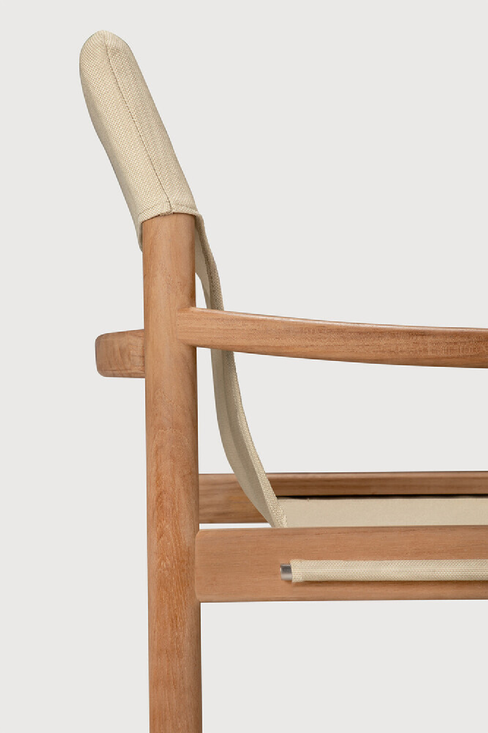 Minimalist Outdoor Lounge Chair | Ethnicraft Safari | Oroa.com