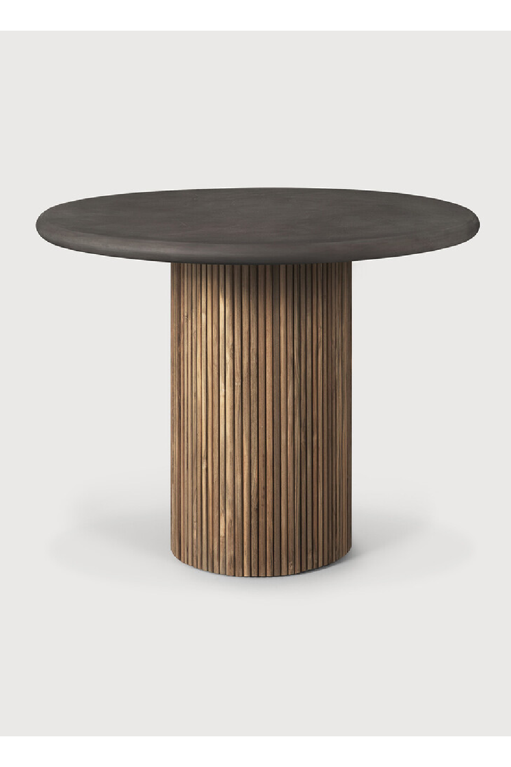 Gray Concrete Outdoor Dining Table | Ethnicraft Roller Max | Oroa.com