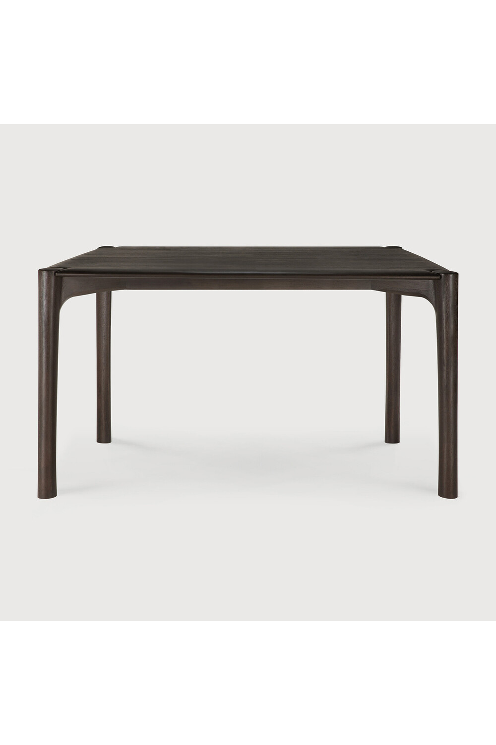 Varnished Teak Dining Table | Ethnicraft PI | Oroa.com