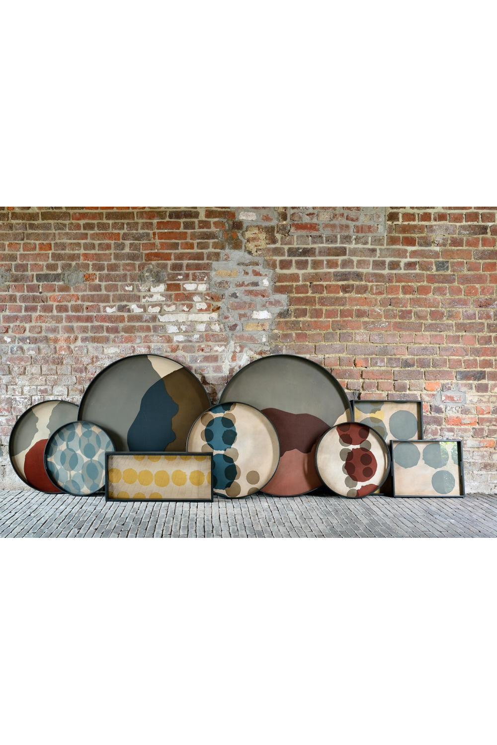 Round Glass Multicolored Tray | Ethnicraft Dots | Oroa.com