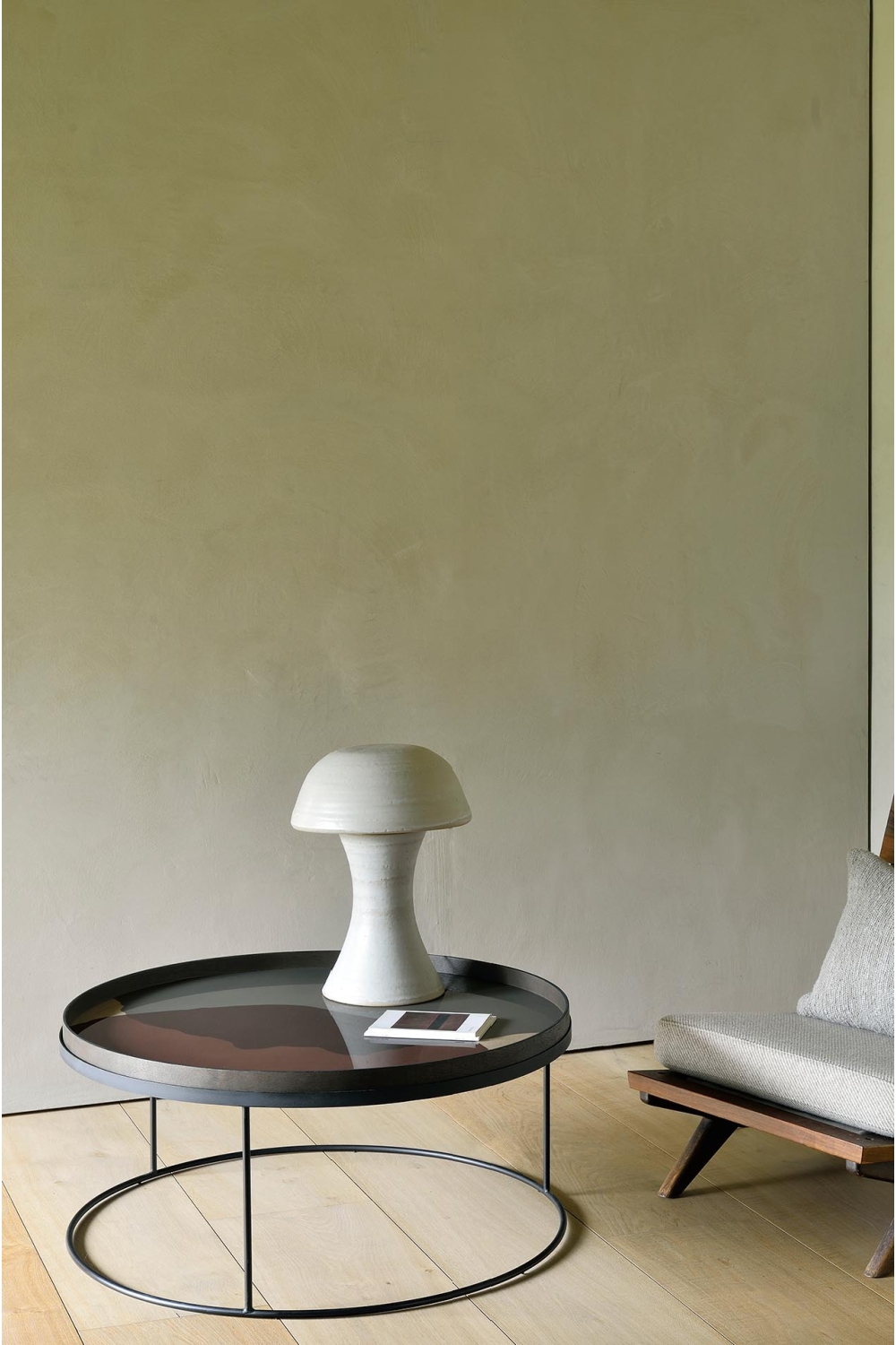Printed Glass Round Tray | Ethnicraft Dots | Oroa.com