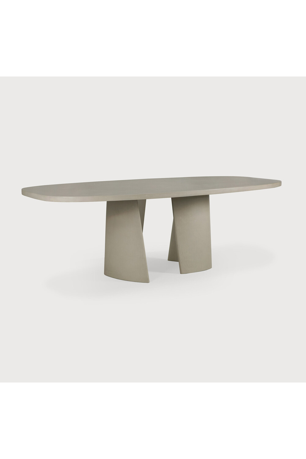 Round Concrete Outdoor Dining Table | Ethnicraft Roller Max | Oroa.com