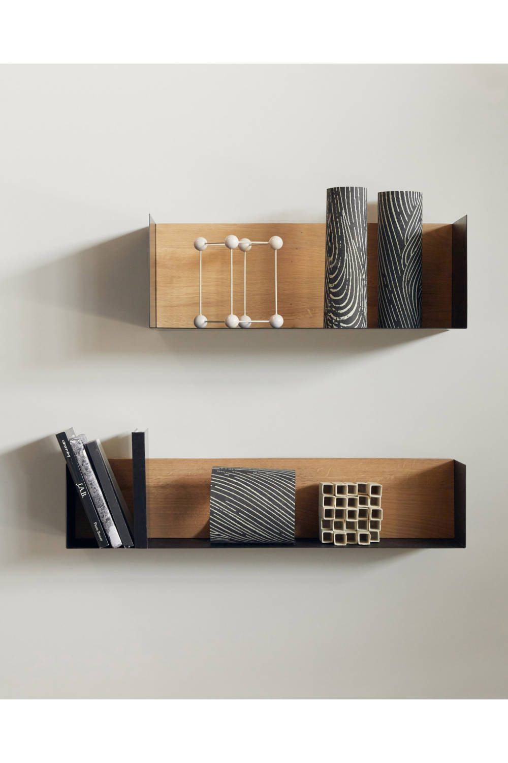Oak Wooden Wall Shelf | Ethnicraft U | OROA.com