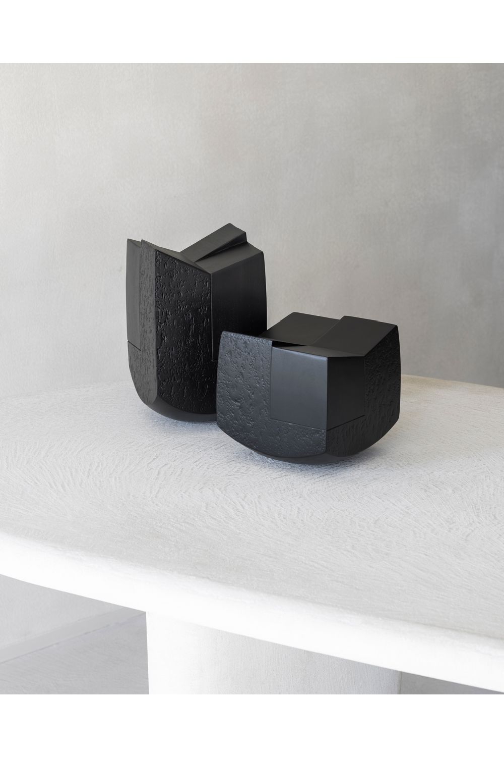 Varnished Mahogany Decorative Object | Ethnicraft Nasu | Oroa.com