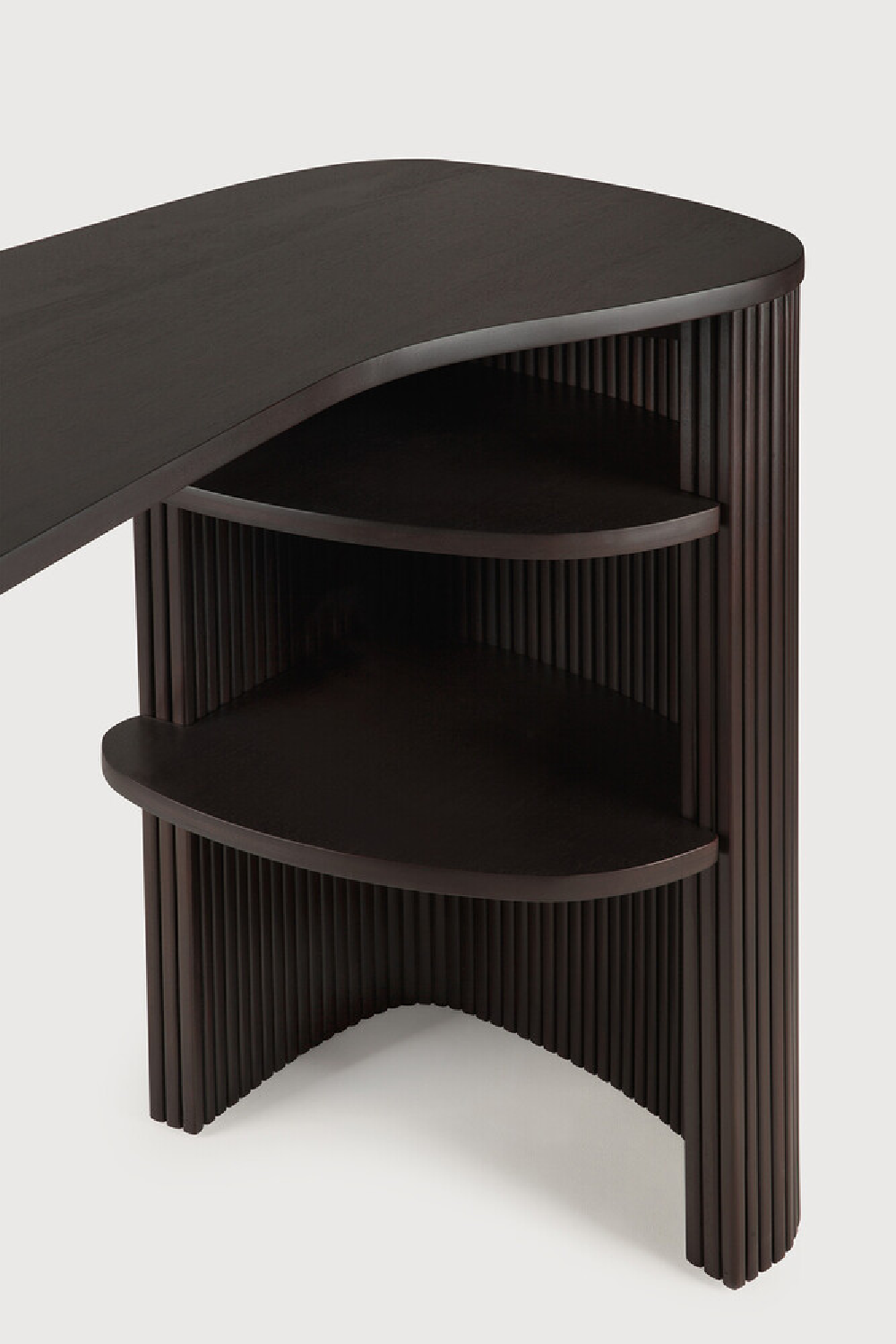 Dark Brown Mahogany Desk | Ethnicraft Roller Max | Oroa.com