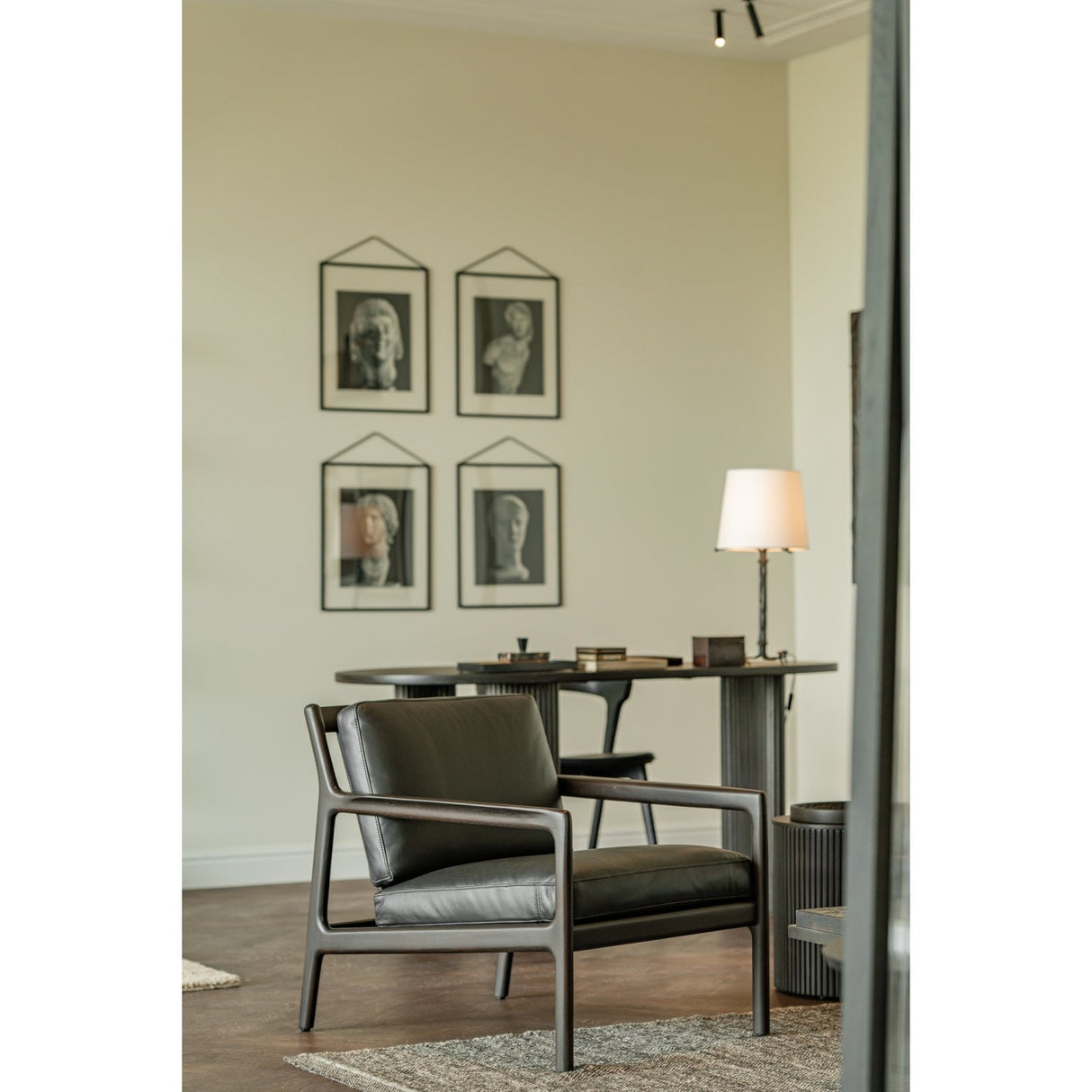 Brown Mahogany Lounge Chair | Ethnicraft Jack | Oroa.com