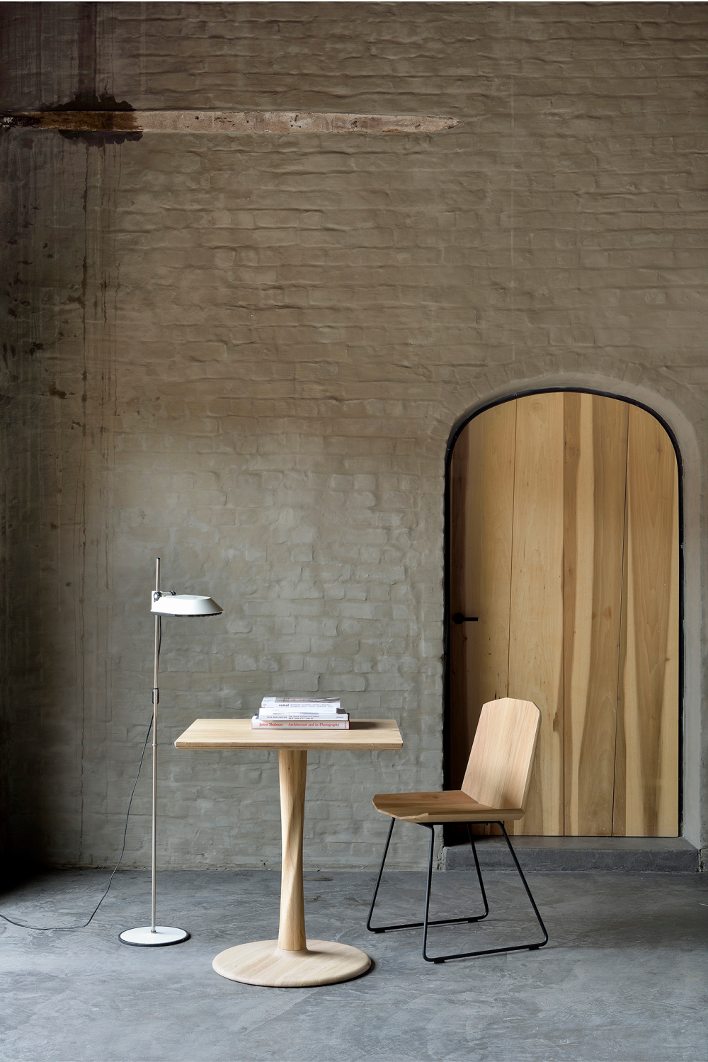 Square Pedestal Dining Table | Ethnicraft Torsion | OROA.COM