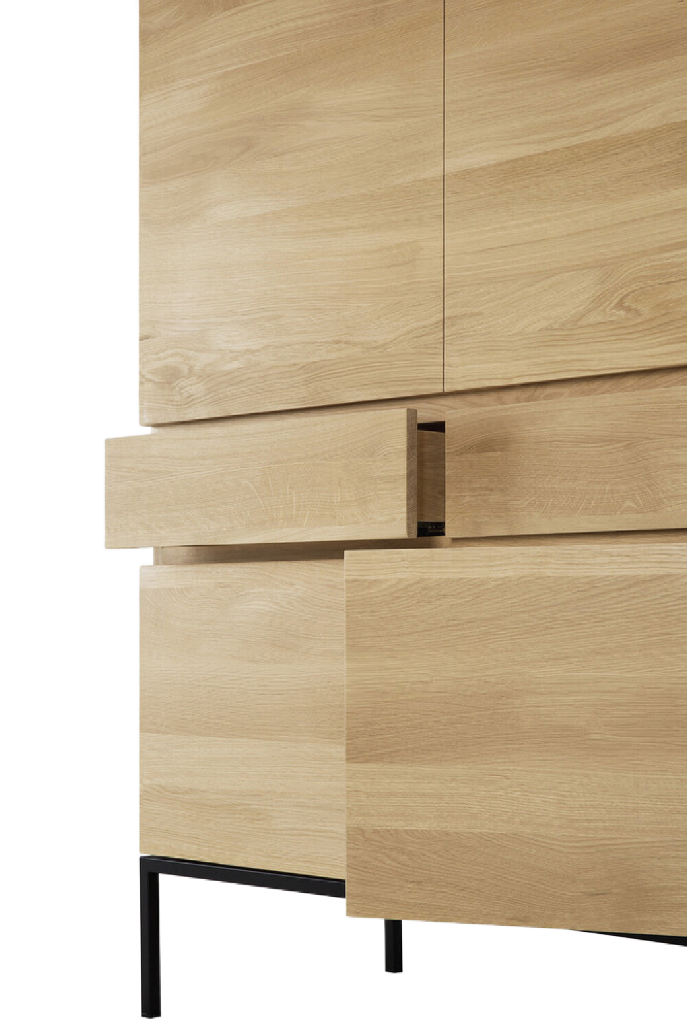 Oiled Oak Storage Cabinet | Ethnicraft Ligna | Oroa.com