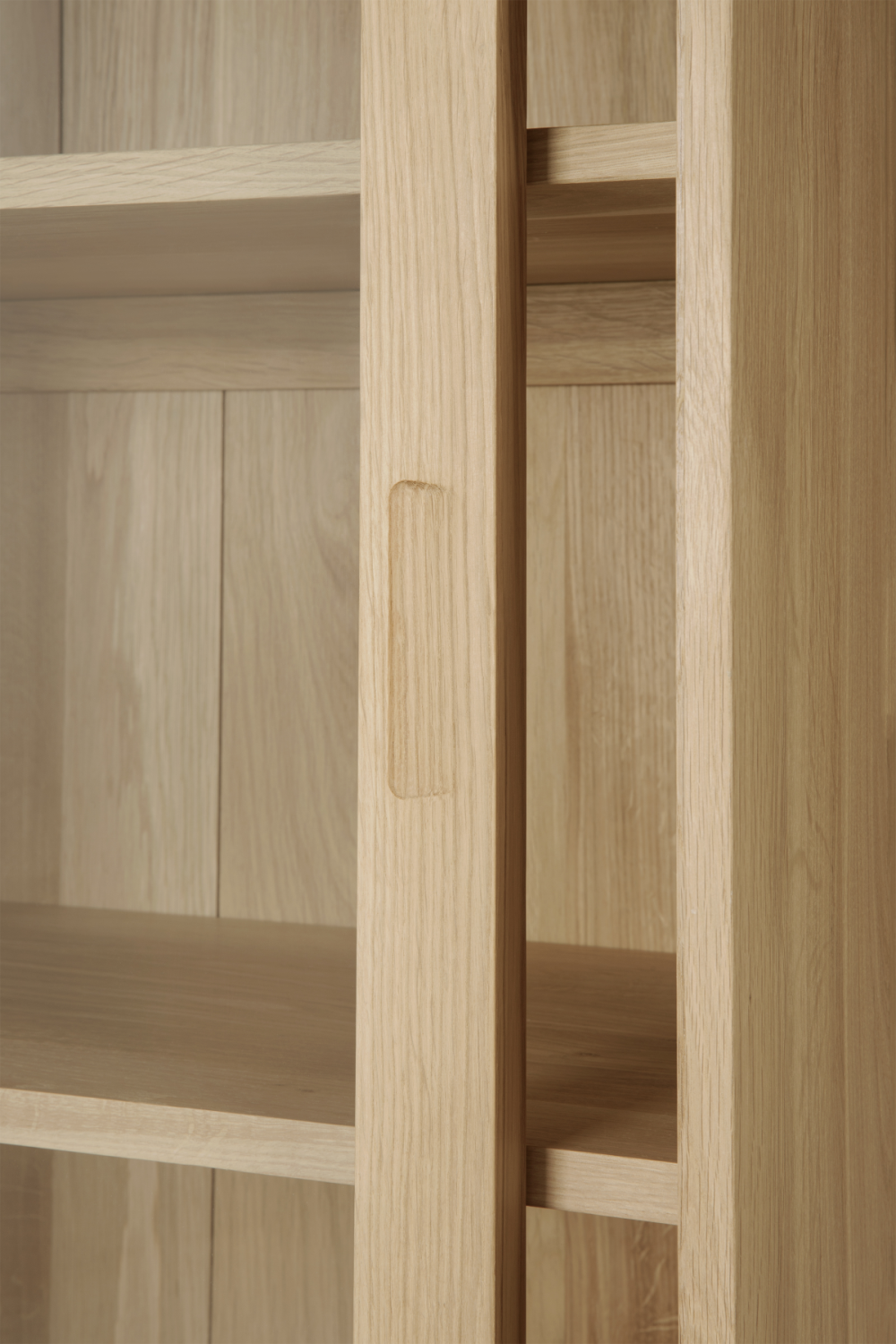 Oak Sliding Door Cabinet – Wave – oak finish alternate view 7