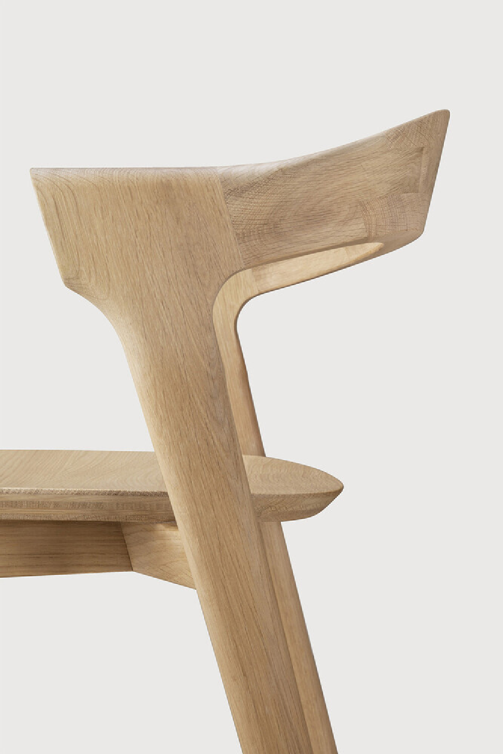 Curved Oak Counter Stool | Ethnicraft Bok | Oroa.com