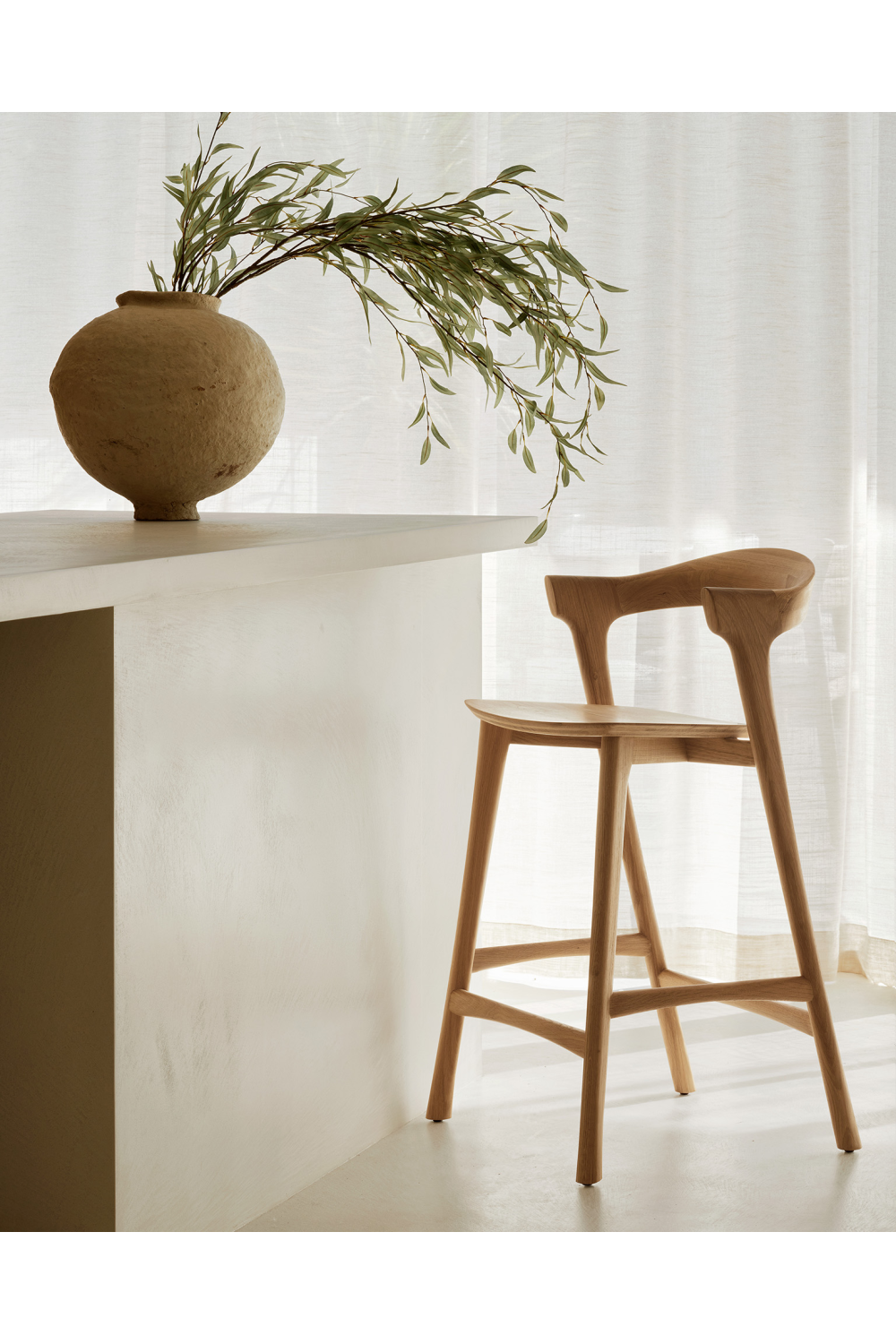 Curved Oak Counter Stool | Ethnicraft Bok | Oroa.com