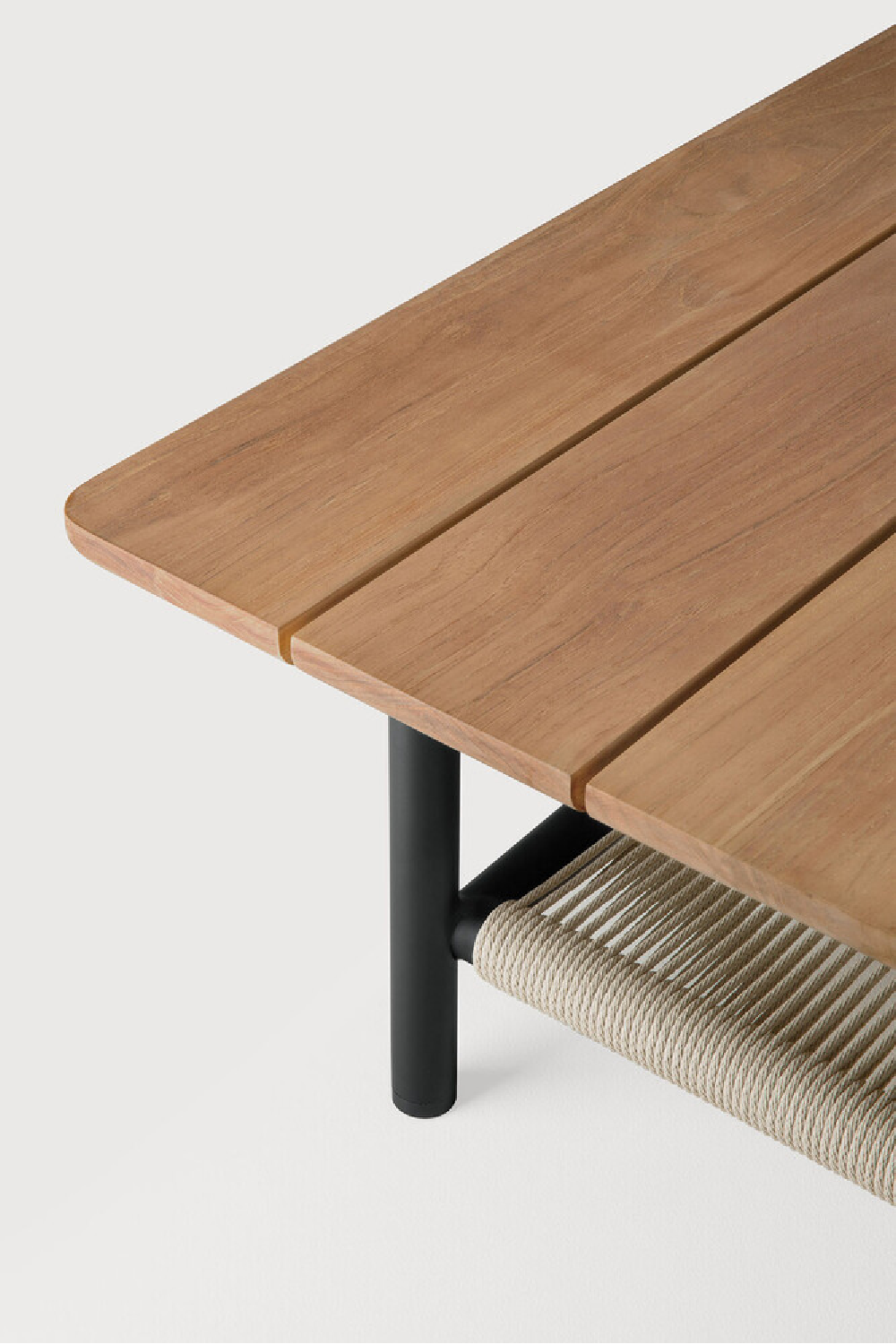 Woven Cord Outdoor Coffee Table | Ethnicraft Corbey | Oroa.com
