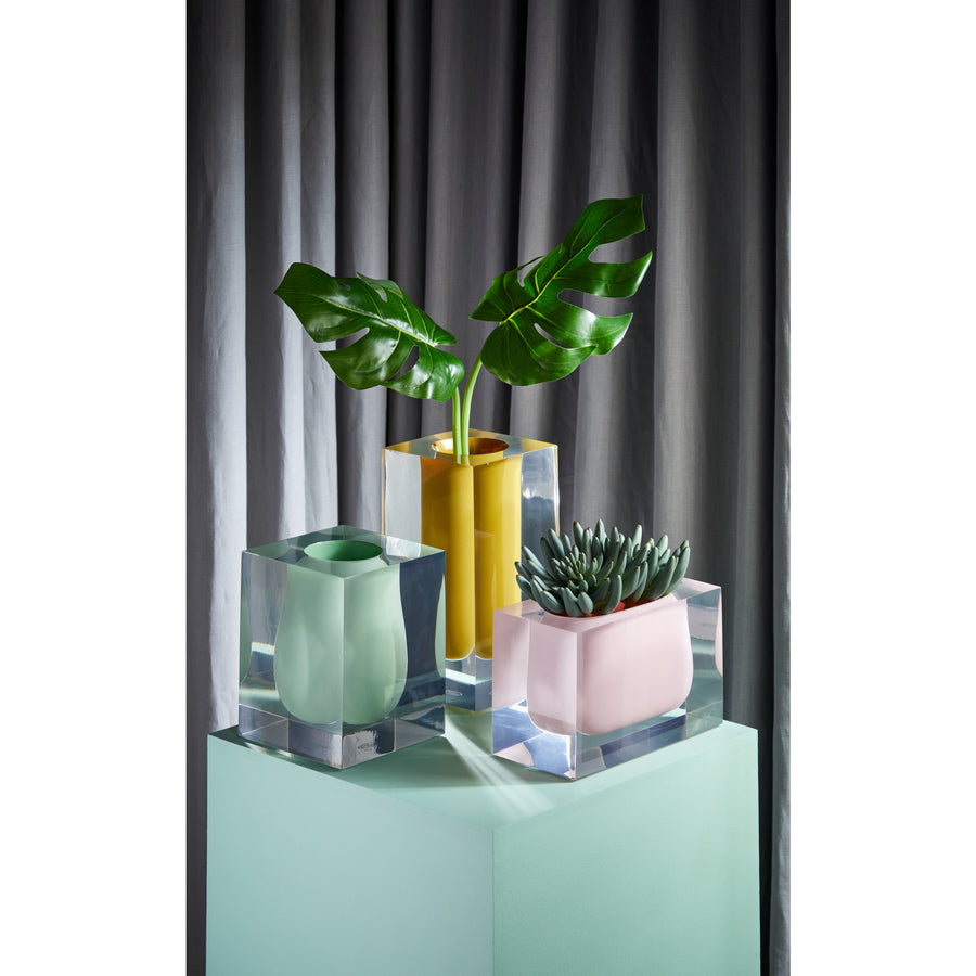 Acrylic Cube Scoop Vase | Jonathan Adler Bel Air | Oroa.com