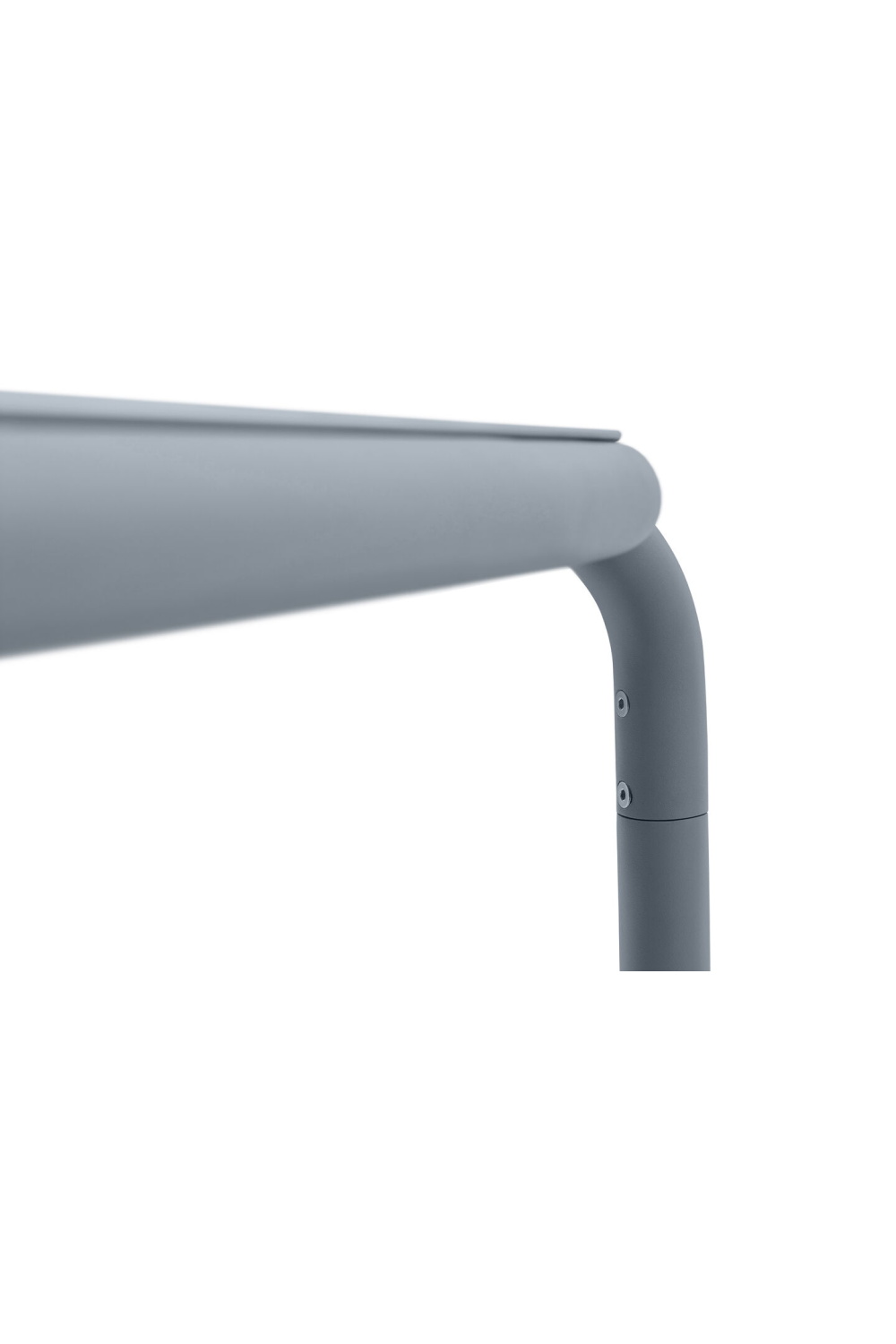 Contemporary Outdoor Dining Table | Fatboy Toni | OROA.com