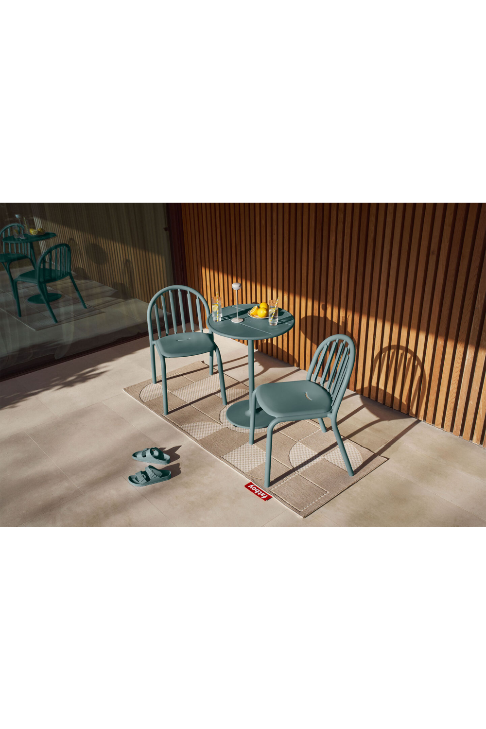 Round Outdoor Bistro Table | Fatboy Fred | OROA.com