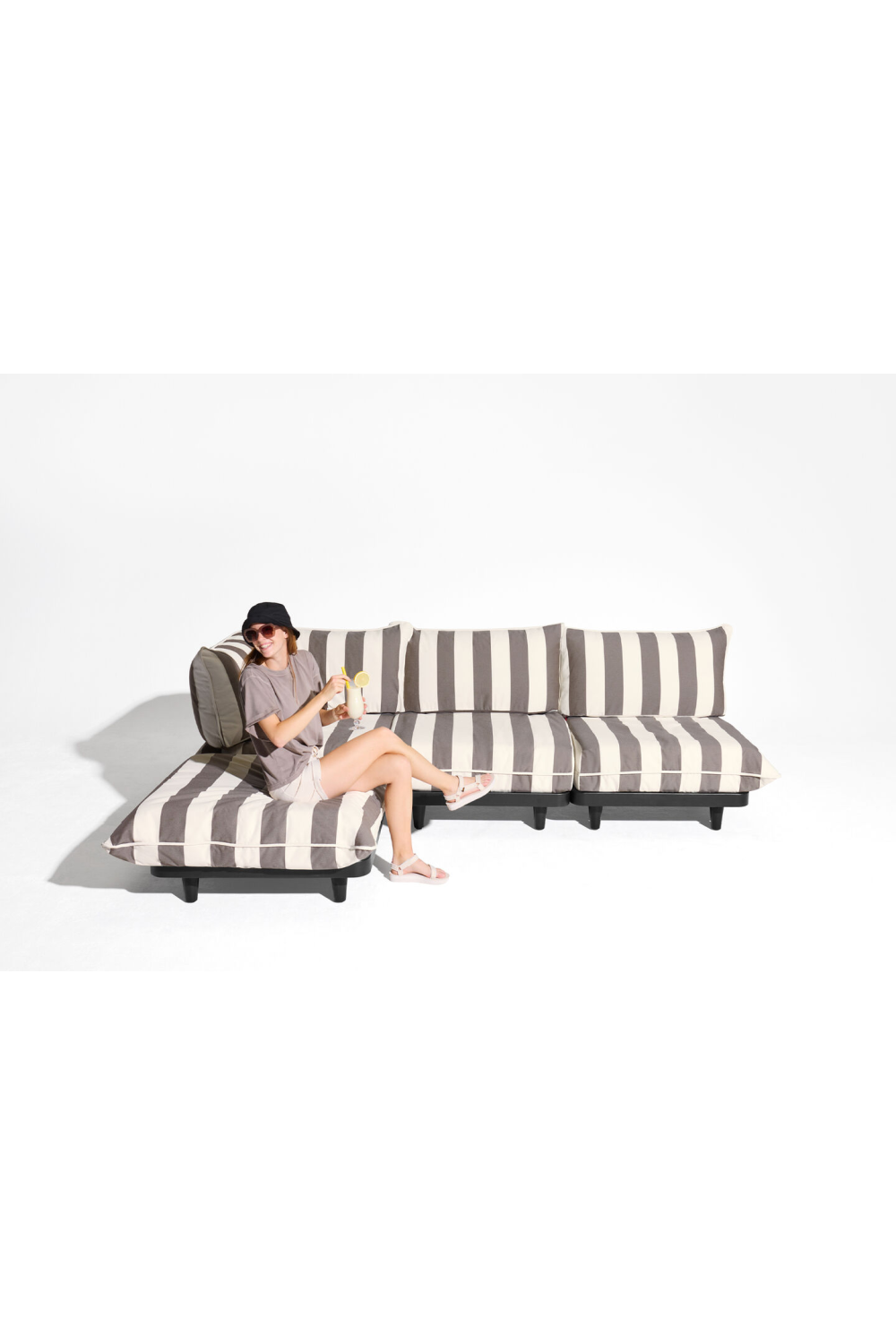 Cushioned Outdoor Lounge Chair | Fatboy Paletti | OROA.com