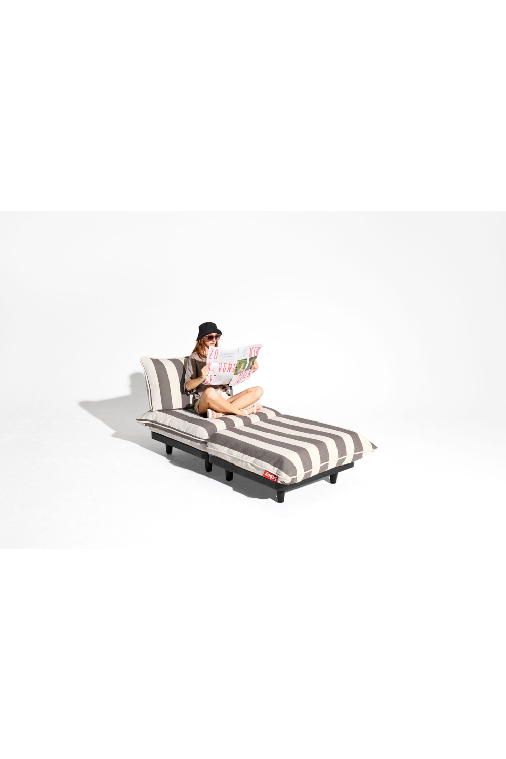 Cushioned Outdoor Lounge Chair | Fatboy Paletti | OROA.com