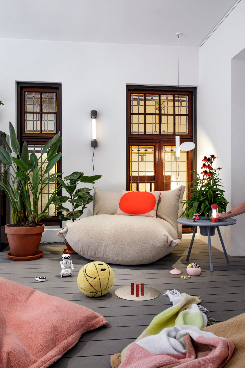 Modern Adjustable Easy Chair | Fatboy The BonBaron Sherpa | OROA.com