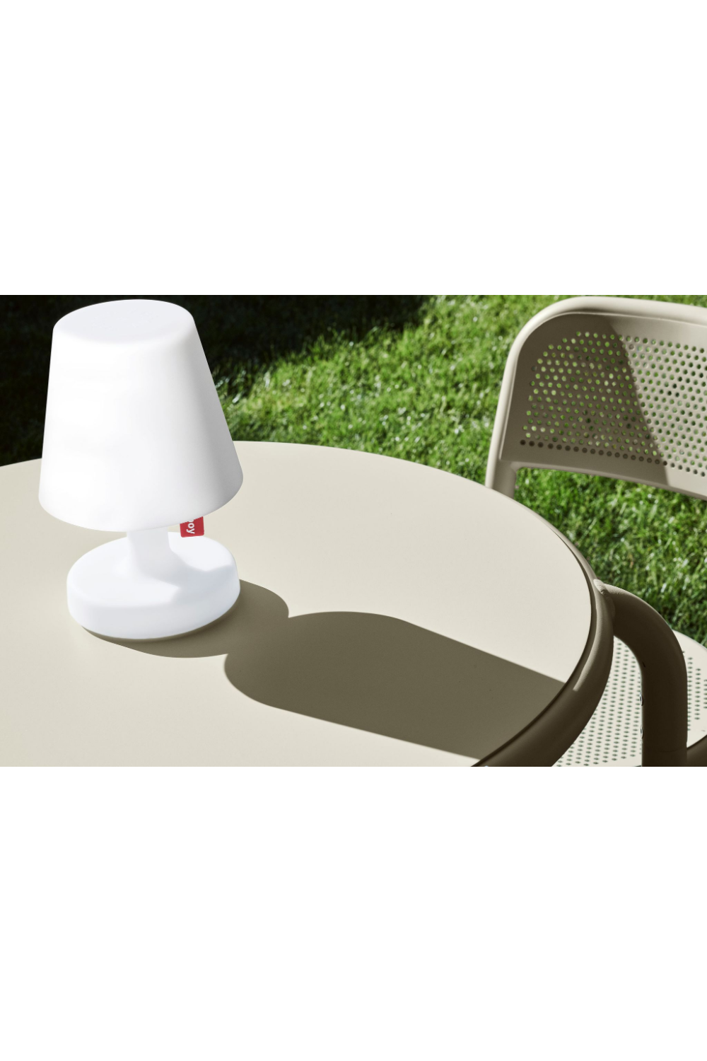 White Minimalist Table Lamp | Fatboy Edison The Petit | OROA.com