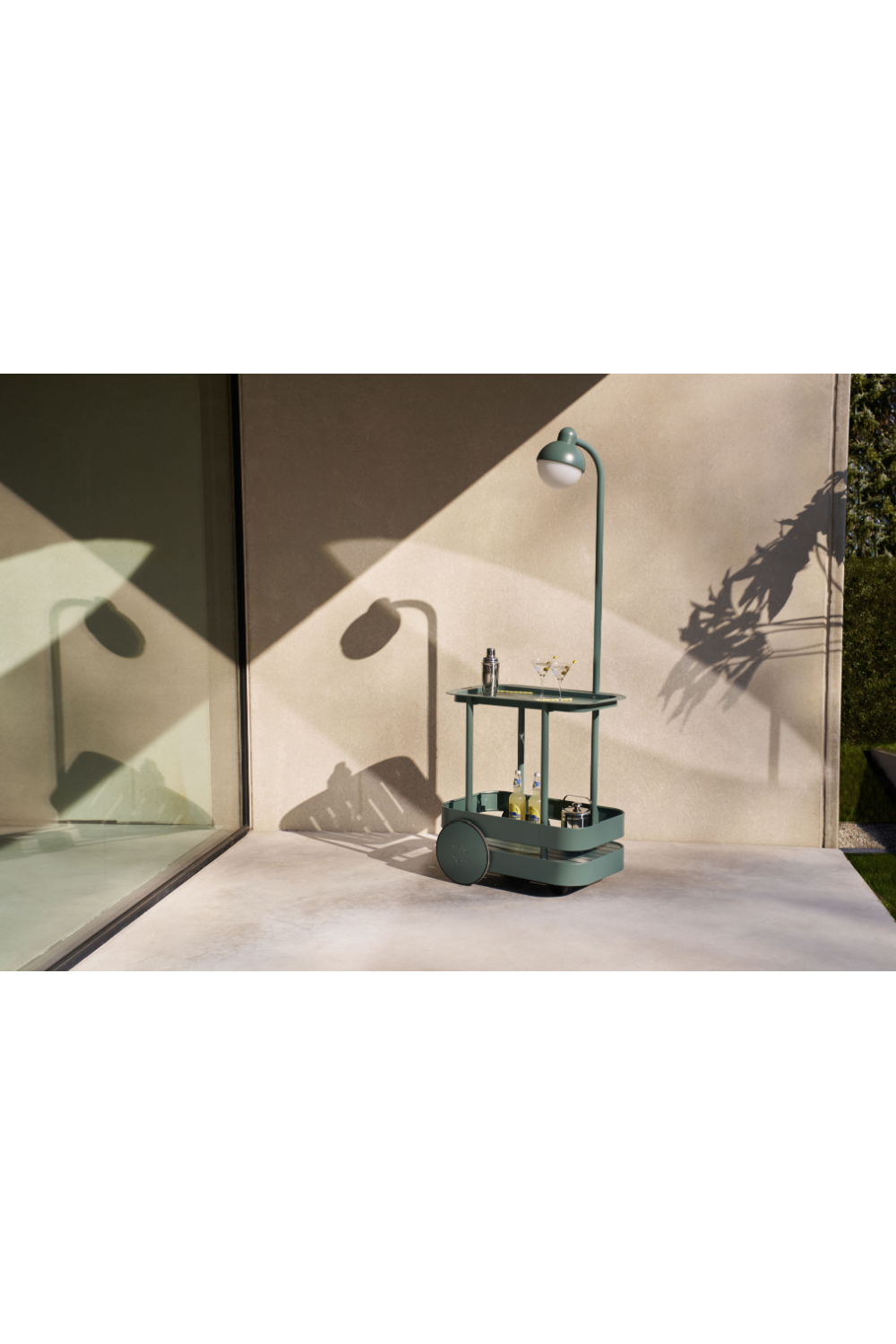 Outdoor Lighted Bar Cart | Fatboy Jolly Trolley | OROA.com