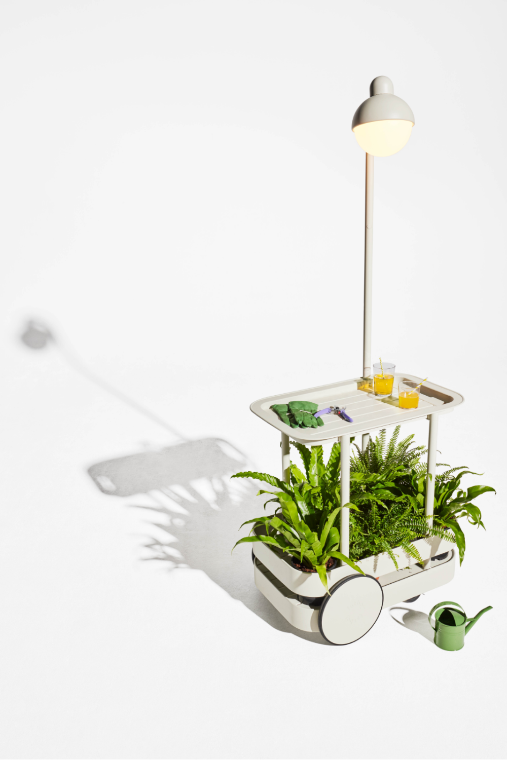 Outdoor Lighted Bar Cart | Fatboy Jolly Trolley | OROA.com