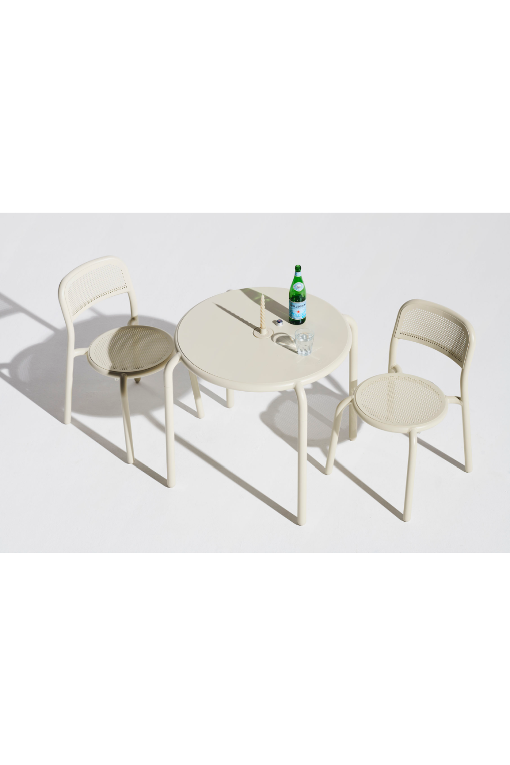 Aluminum Outdoor Bistro Table | Fatboy Toni Bistreau | OROA.com