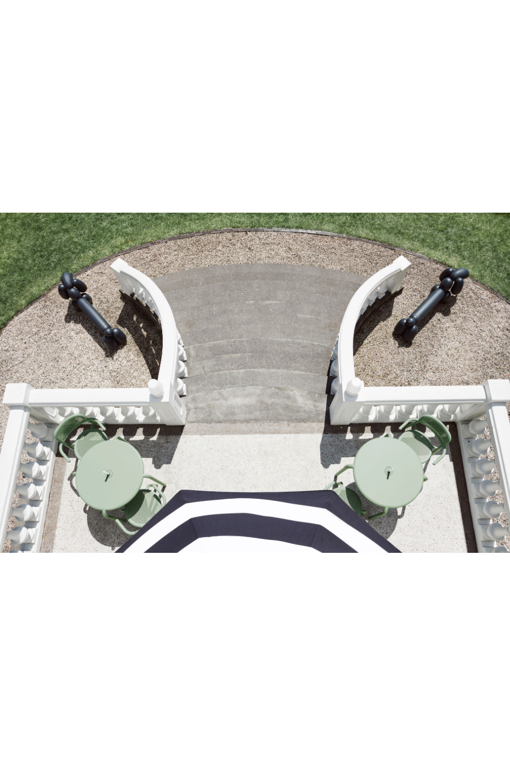 Aluminum Outdoor Bistro Table | Fatboy Toni Bistreau | OROA.com