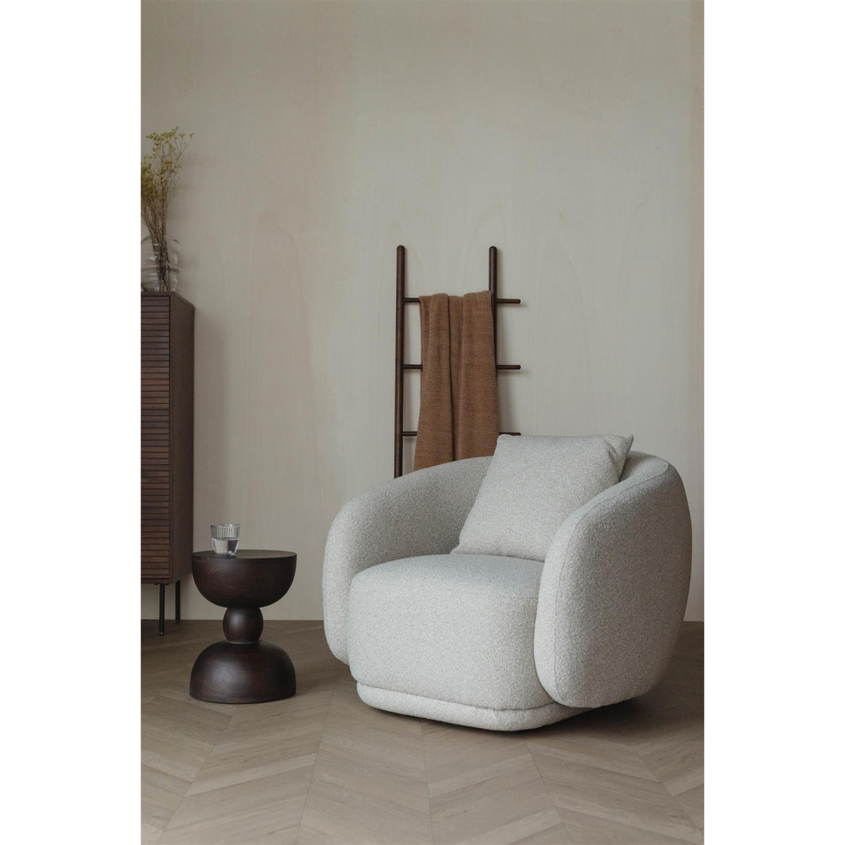 Modern furniture - Beige Chunky Lounge Chair - www.oroa.com | Oroa.com