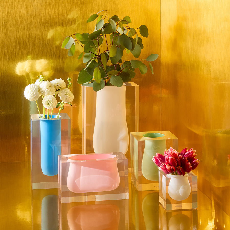 Acrylic Cube Scoop Vase | Jonathan Adler Bel Air | Oroa.com