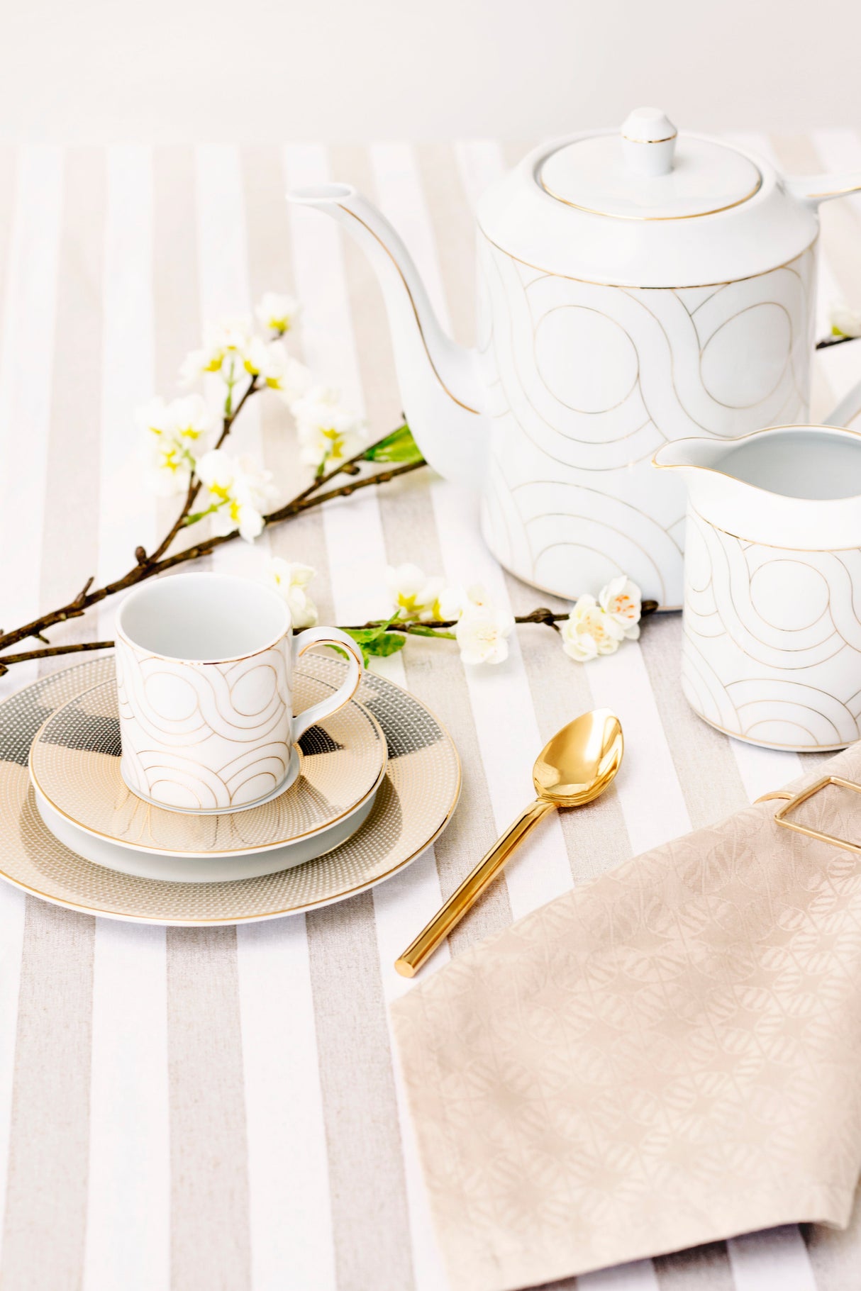Infinity Espresso Cup & Saucer (Set of 2)