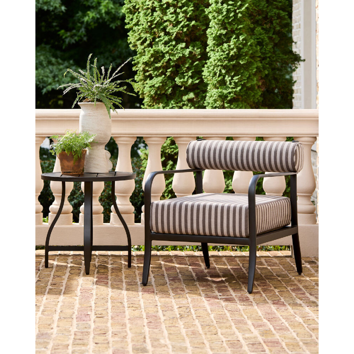Modern European furniture - Black Aluminum Outdoor Accent Chair - www.oroa.com
