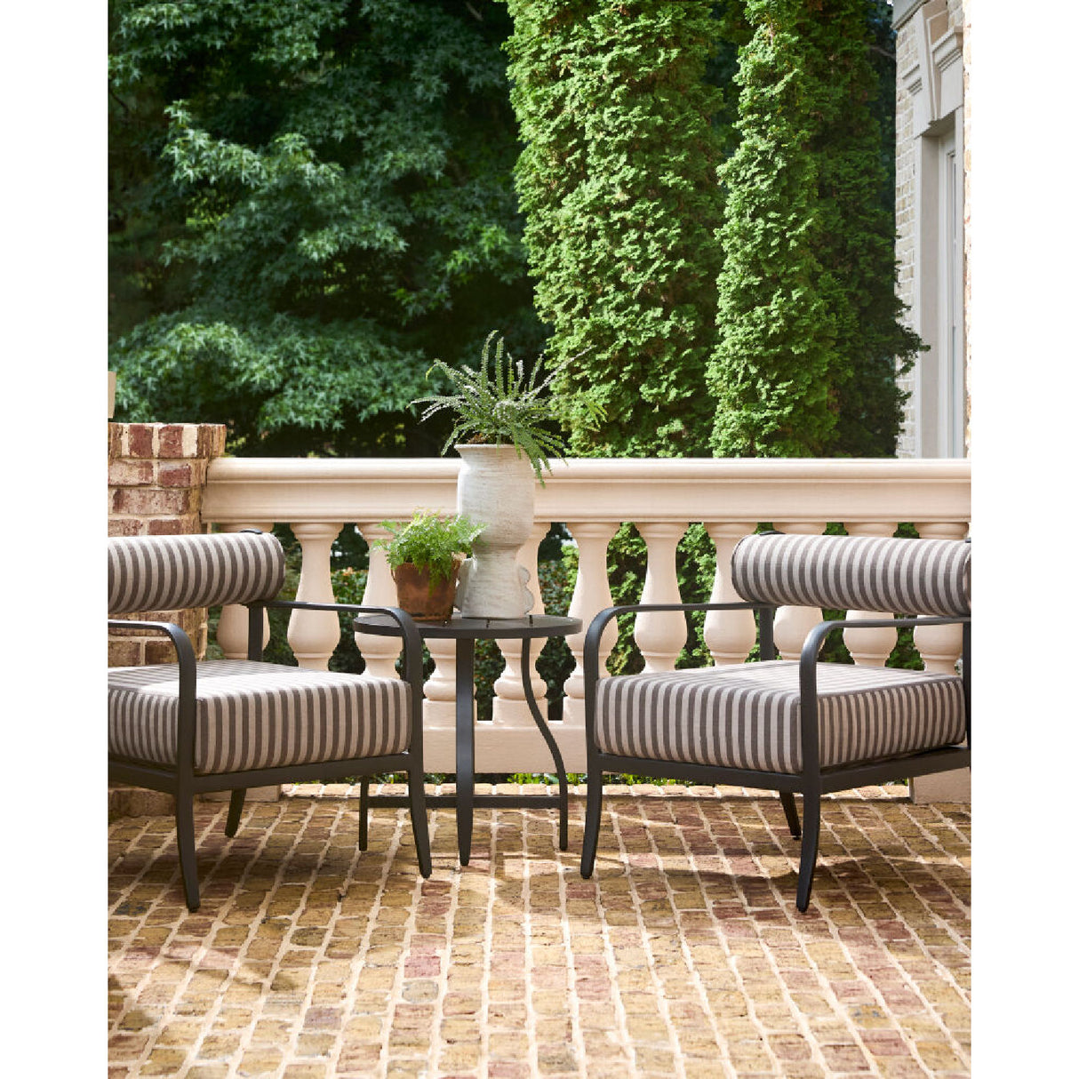 Modern European furniture - Black Aluminum Outdoor Accent Chair - www.oroa.com