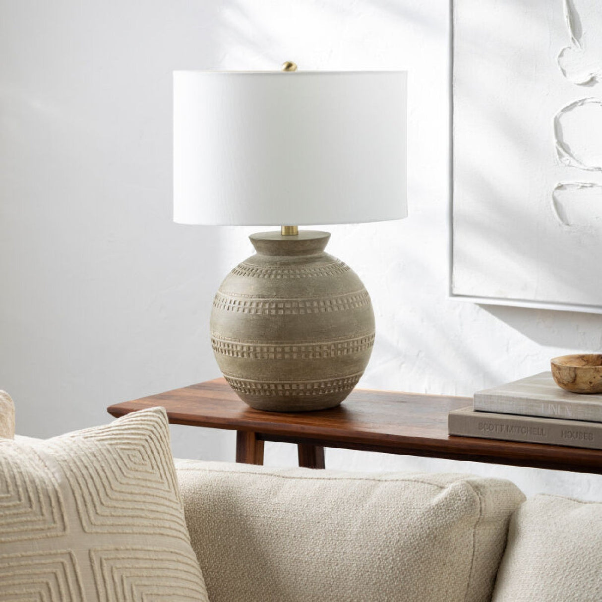 Modern European furniture - Painted Round Base Table Lamp - www.oroa.com