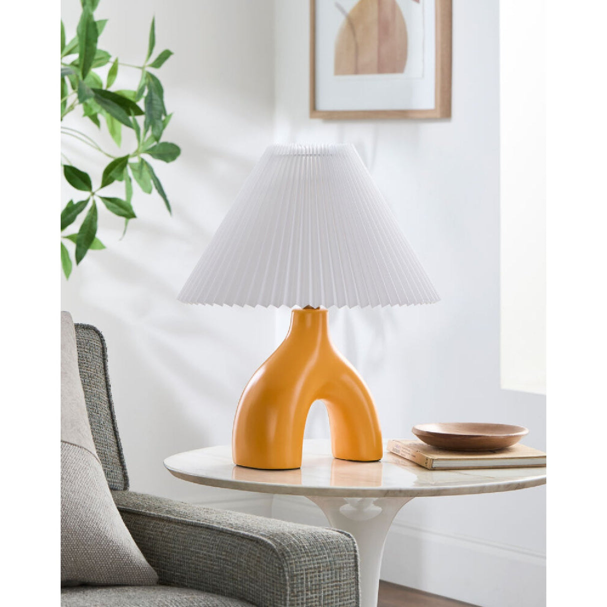 Modern European furniture - Ceramic White Linen Table Lamp - www.oroa.com